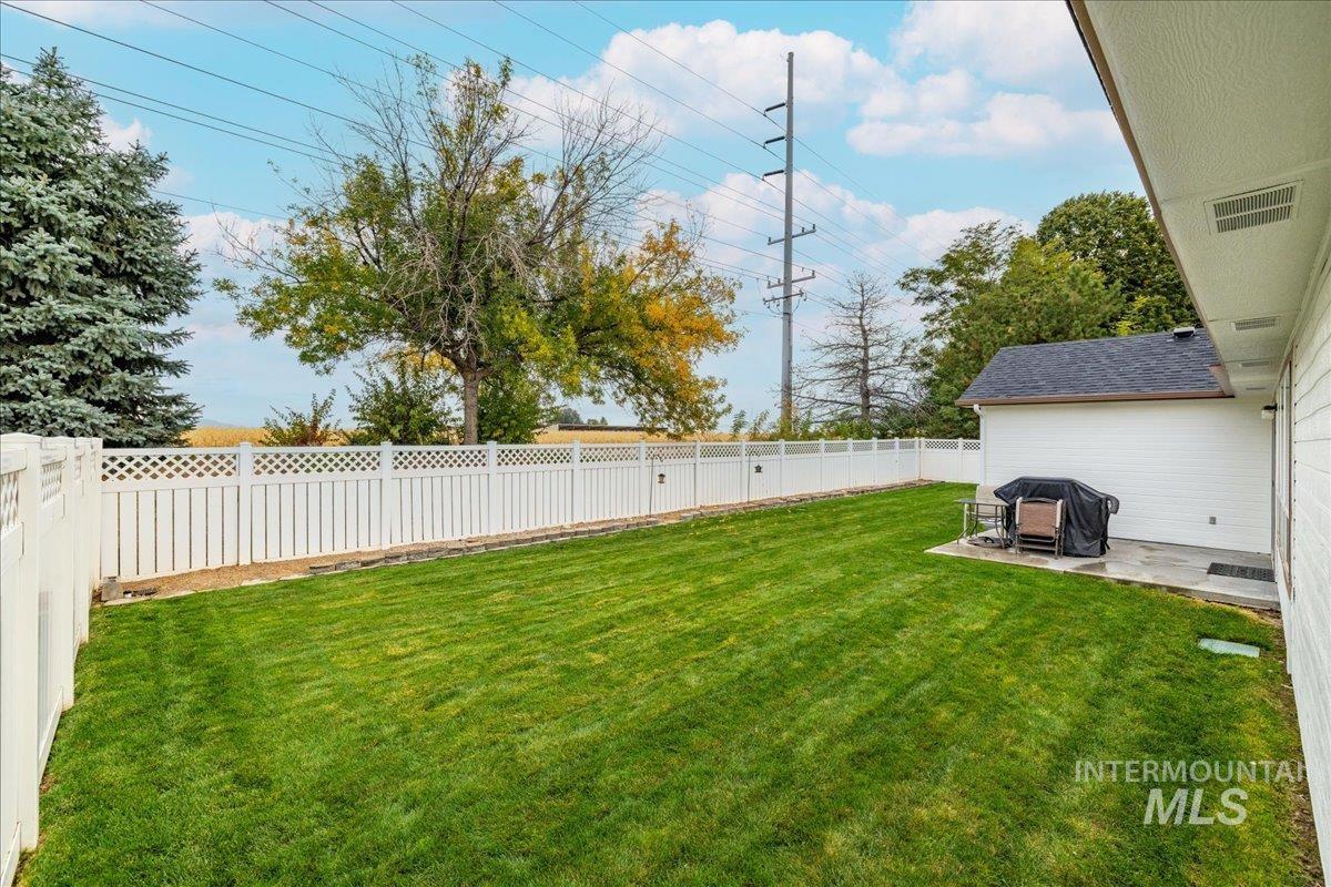 4242 W Niemann Dr, Meridian, Idaho 83646, 4 Bedrooms, 2 Bathrooms, Residential For Sale, Price $495,000,MLS 98971287