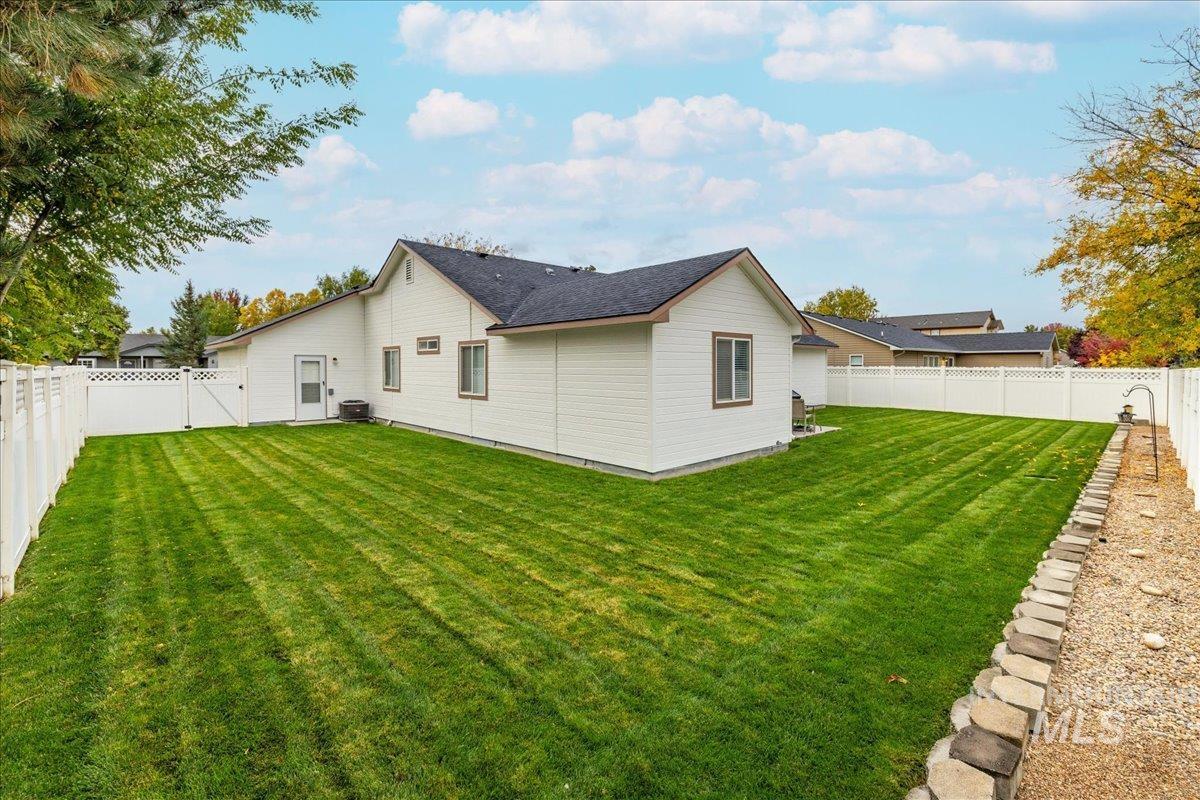 4242 W Niemann Dr, Meridian, Idaho 83646, 4 Bedrooms, 2 Bathrooms, Residential For Sale, Price $495,000,MLS 98971287