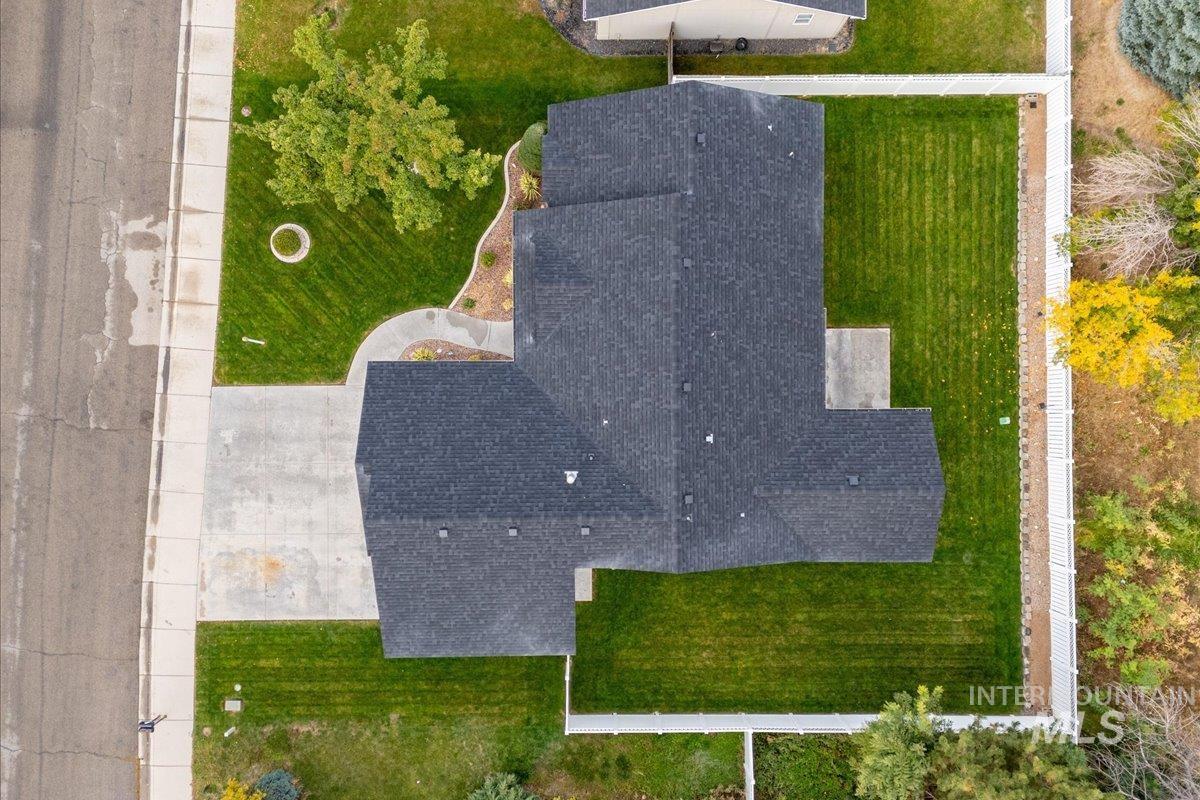 4242 W Niemann Dr, Meridian, Idaho 83646, 4 Bedrooms, 2 Bathrooms, Residential For Sale, Price $495,000,MLS 98971287