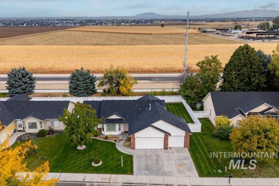 4242 W Niemann Dr, Meridian, Idaho 83646, 4 Bedrooms, 2 Bathrooms, Residential For Sale, Price $495,000,MLS 98971287