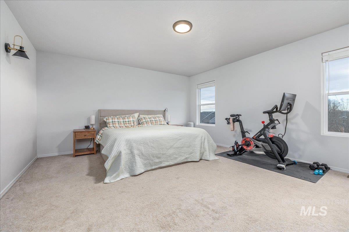 1217 N Bowknot Lake Ave, Star, Idaho 83669, 4 Bedrooms, 2.5 Bathrooms, Residential For Sale, Price $529,900, 98971294