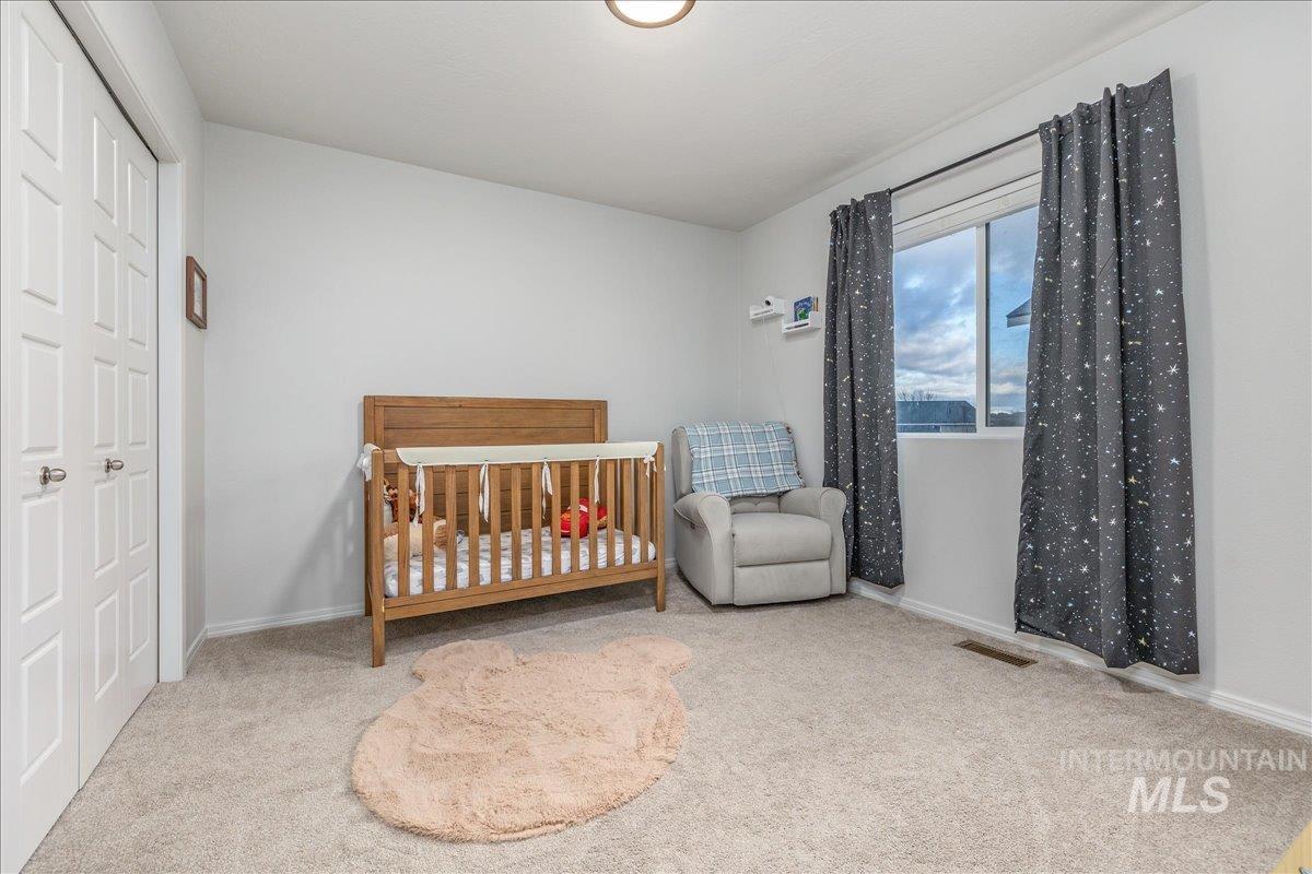 1217 N Bowknot Lake Ave, Star, Idaho 83669, 4 Bedrooms, 2.5 Bathrooms, Residential For Sale, Price $575,000,MLS 98971294