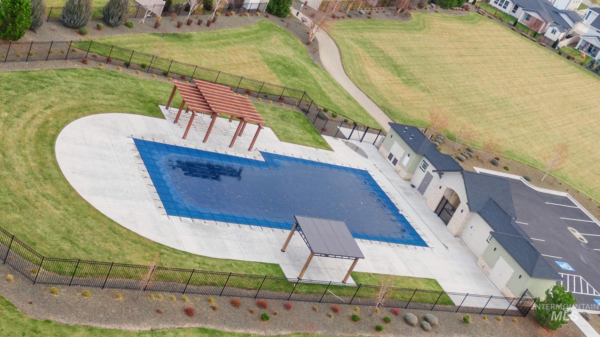 795 E Rio Chico Drive, Kuna, Idaho 83634, 4 Bedrooms, 2.5 Bathrooms, Residential For Sale, Price $649,900,MLS 98971295