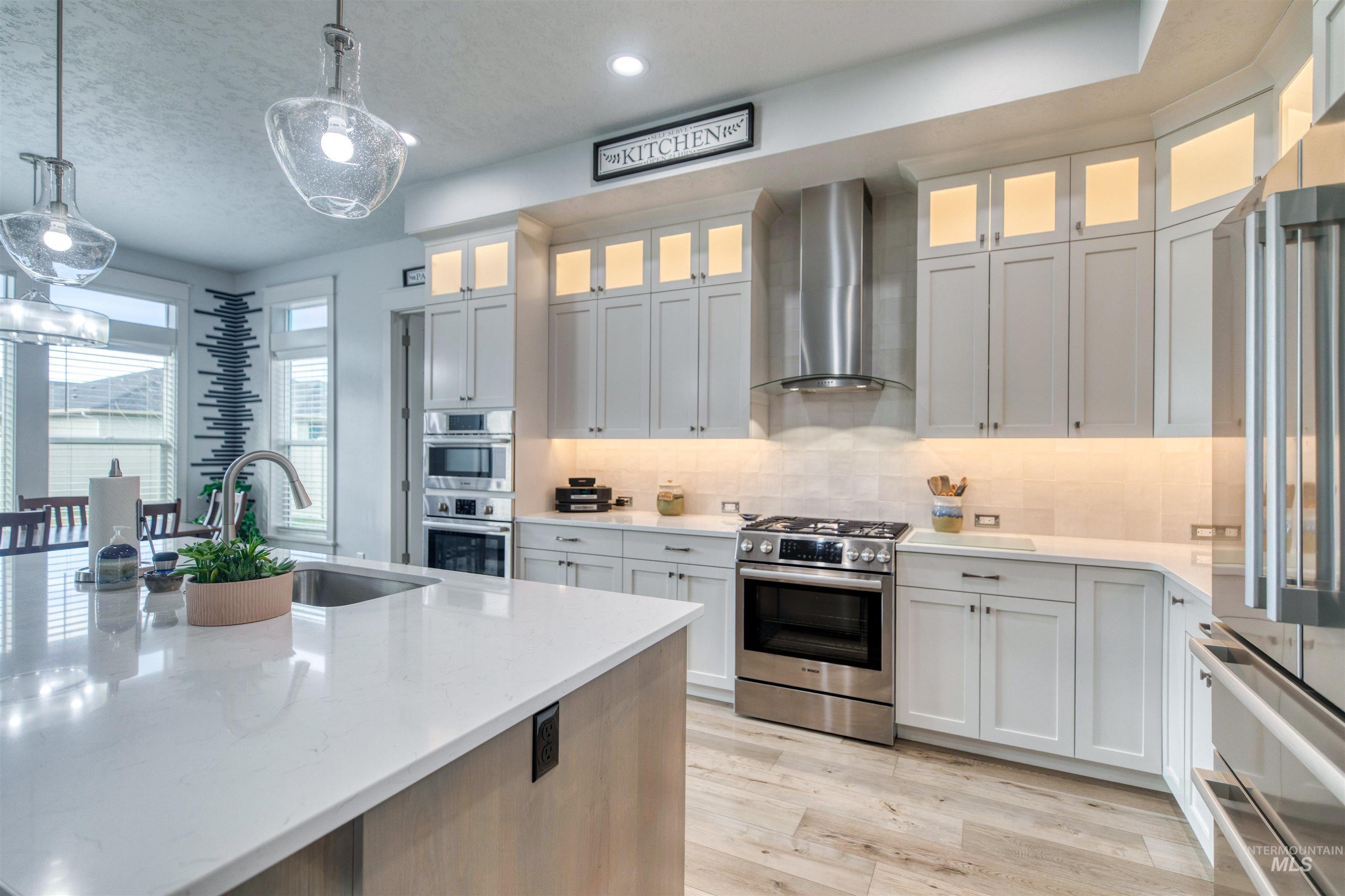 795 E Rio Chico Drive, Kuna, Idaho 83634, 4 Bedrooms, 2.5 Bathrooms, Residential For Sale, Price $649,900,MLS 98971295