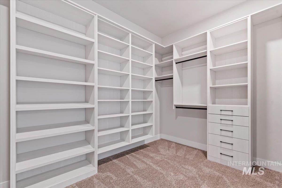 6282 W Evita St., Eagle, Idaho 83616, 4 Bedrooms, 3.5 Bathrooms, Residential For Sale, Price $1,199,500,MLS 98971297