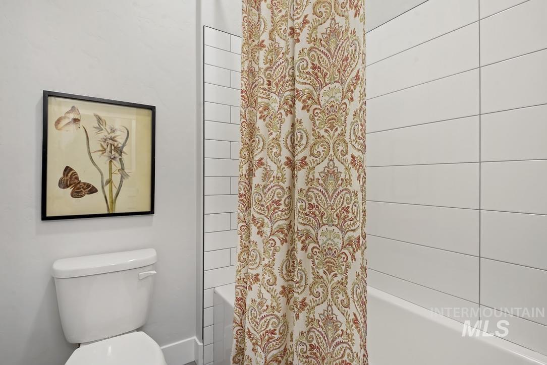 6282 W Evita St., Eagle, Idaho 83616, 4 Bedrooms, 3.5 Bathrooms, Residential For Sale, Price $1,239,500,MLS 98971297