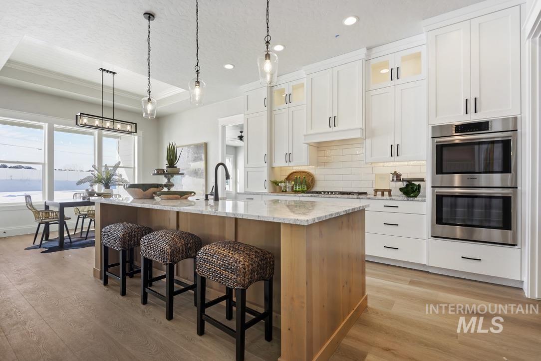 6282 W Evita St., Eagle, Idaho 83616, 4 Bedrooms, 3.5 Bathrooms, Residential For Sale, Price $1,239,500,MLS 98971297