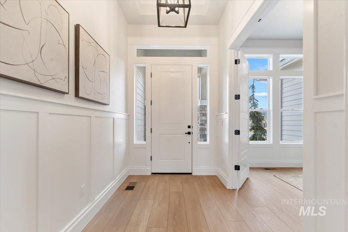 6282 W Evita St., Eagle, Idaho 83616, 4 Bedrooms, 3.5 Bathrooms, Residential For Sale, Price $1,199,500,MLS 98971297