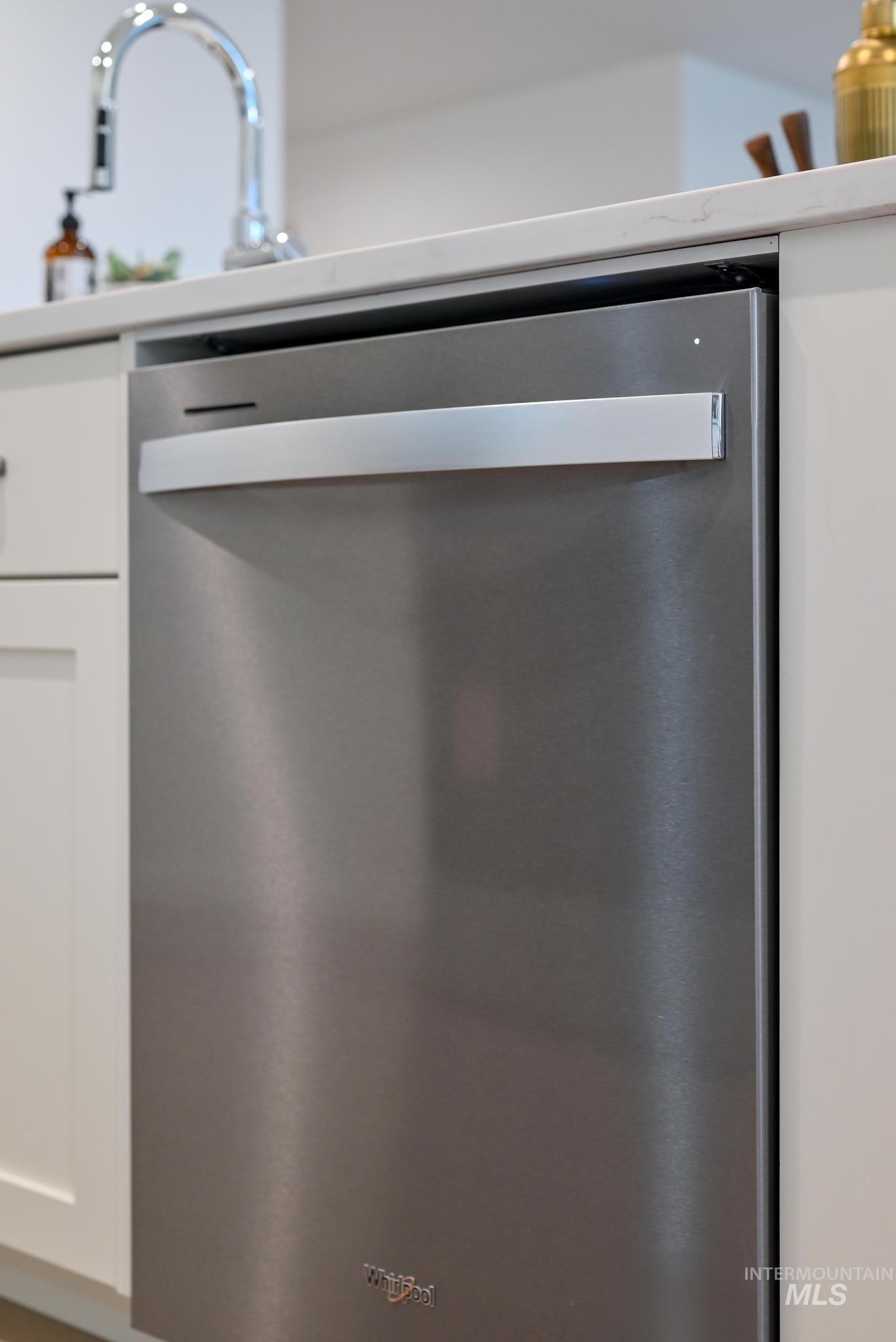 5535 N Patimos Ave, Meridian, Idaho 83646, 4 Bedrooms, 2 Bathrooms, Residential For Sale, Price $544,000,MLS 98971298