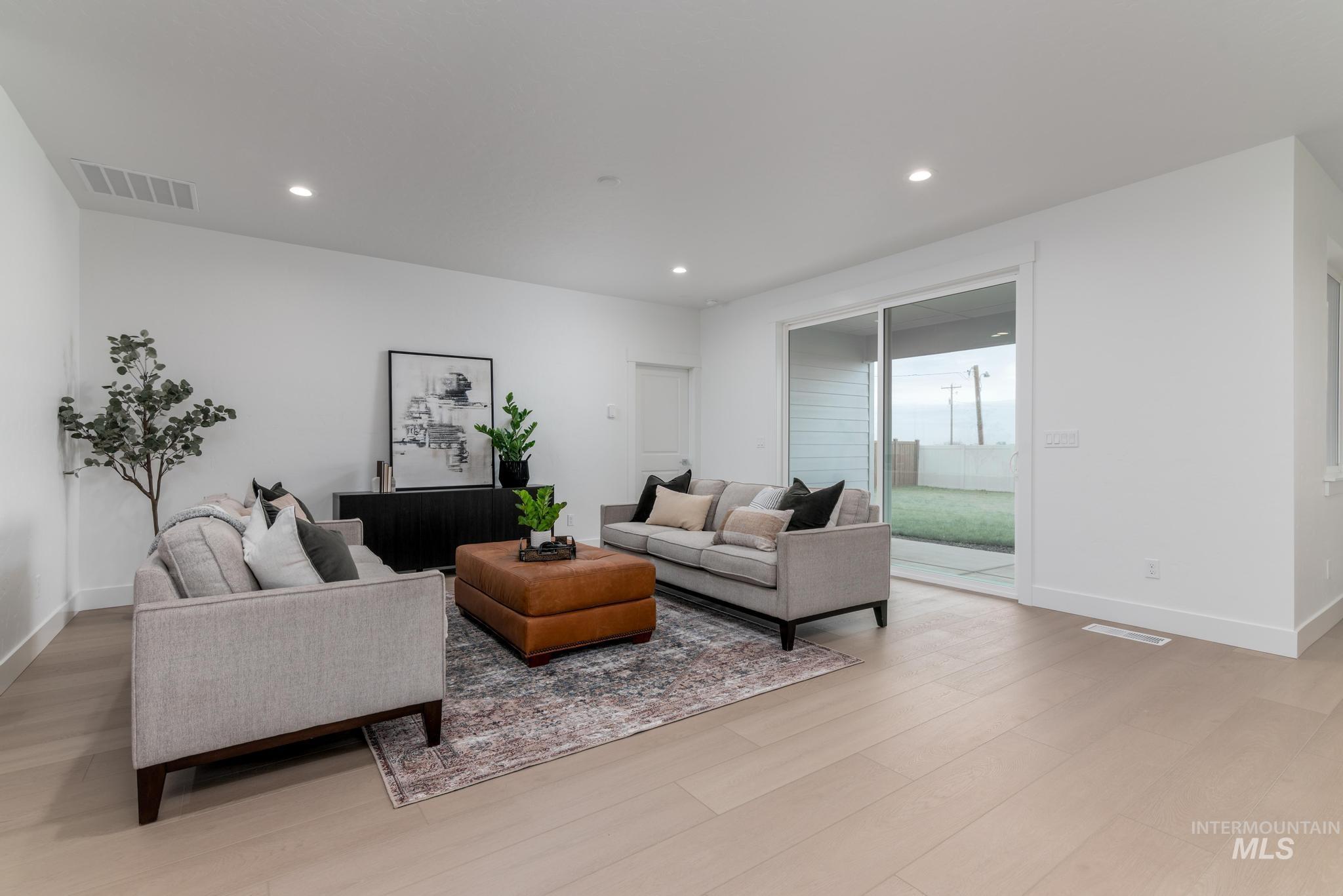 5535 N Patimos Ave, Meridian, Idaho 83646, 4 Bedrooms, 2 Bathrooms, Residential For Sale, Price $544,000,MLS 98971298