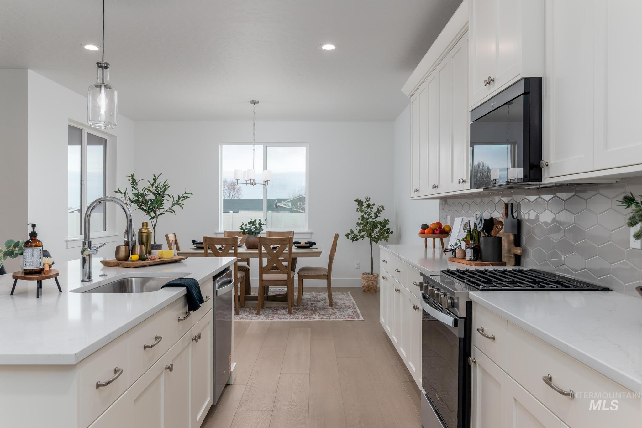 5535 N Patimos Ave, Meridian, Idaho 83646, 4 Bedrooms, 2 Bathrooms, Residential For Sale, Price $544,000,MLS 98971298