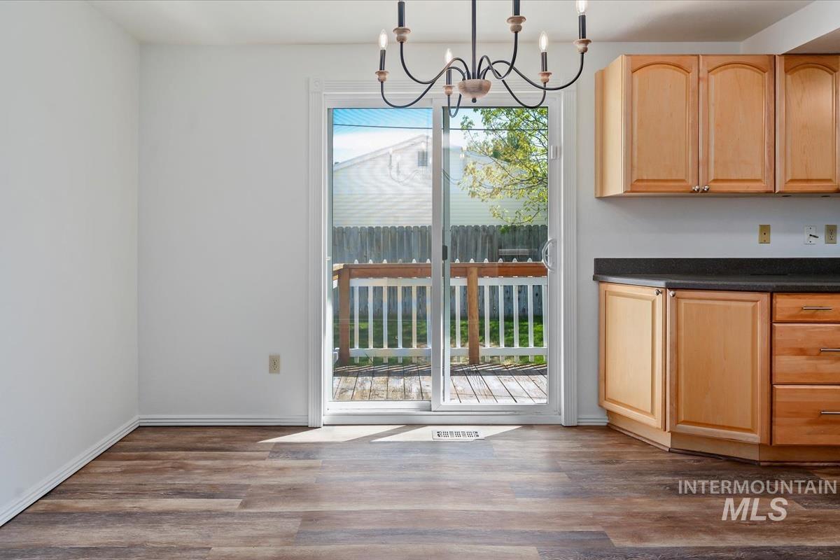 1212 E Ustick Rd, Caldwell, Idaho 83607, 6 Bedrooms, 3 Bathrooms, Residential For Sale, Price $459,900,MLS 98971299