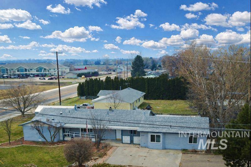 1212 E Ustick Rd, Caldwell, Idaho 83607, 6 Bedrooms, 3 Bathrooms, Residential For Sale, Price $459,900,MLS 98971299