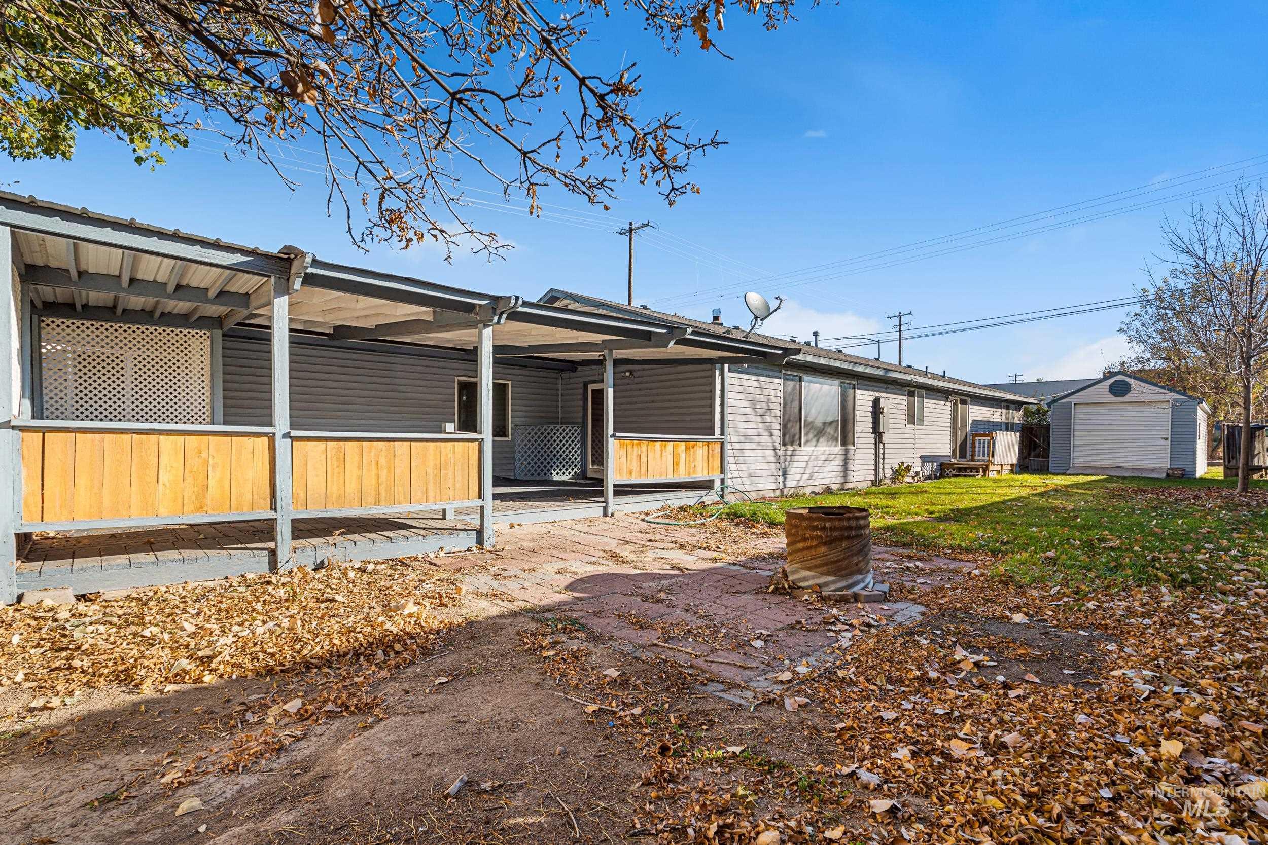 1212 E Ustick Rd, Caldwell, Idaho 83607, 6 Bedrooms, 3 Bathrooms, Residential For Sale, Price $459,900,MLS 98971299