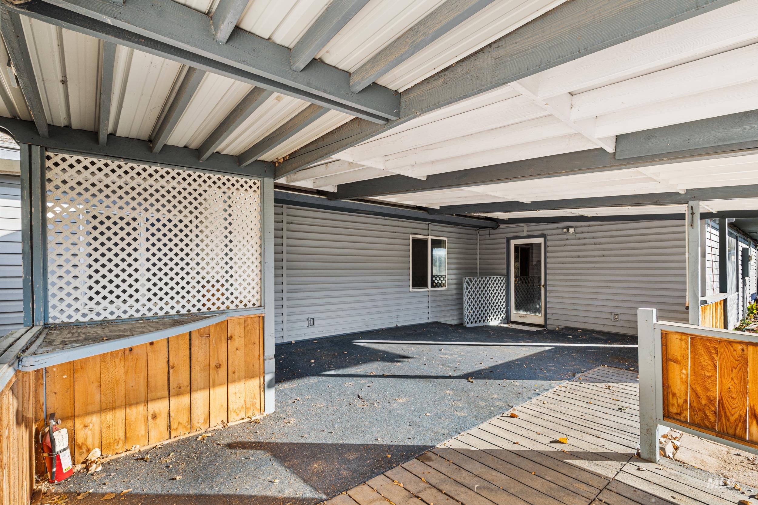 1212 E Ustick Rd, Caldwell, Idaho 83607, 6 Bedrooms, 3 Bathrooms, Residential For Sale, Price $459,900,MLS 98971299