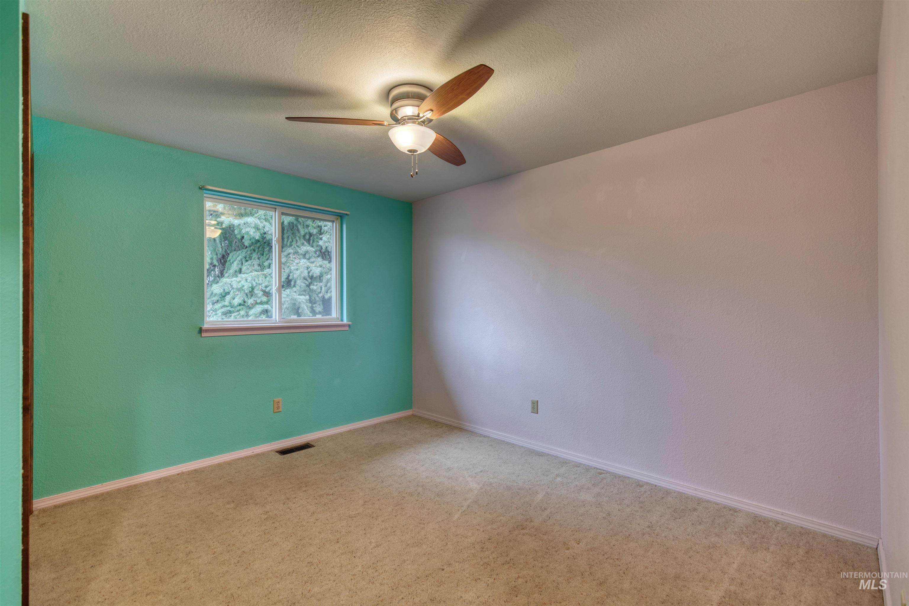 7159 W Gillis Dr, Boise, Idaho 83714, 3 Bedrooms, 1 Bathroom, Residential For Sale, Price $399,900,MLS 98971300