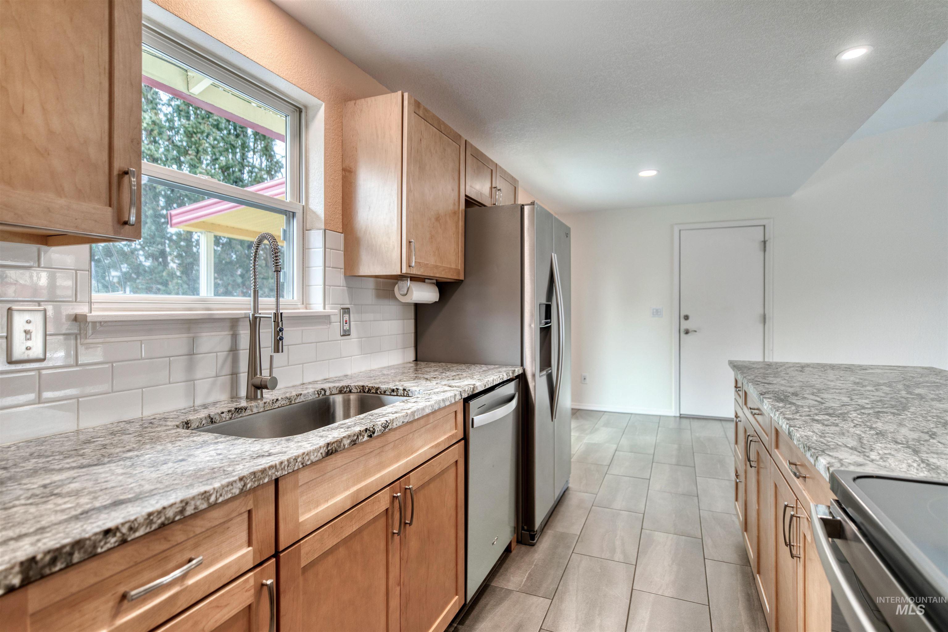 7159 W Gillis Dr, Boise, Idaho 83714, 3 Bedrooms, 1 Bathroom, Residential For Sale, Price $399,900,MLS 98971300