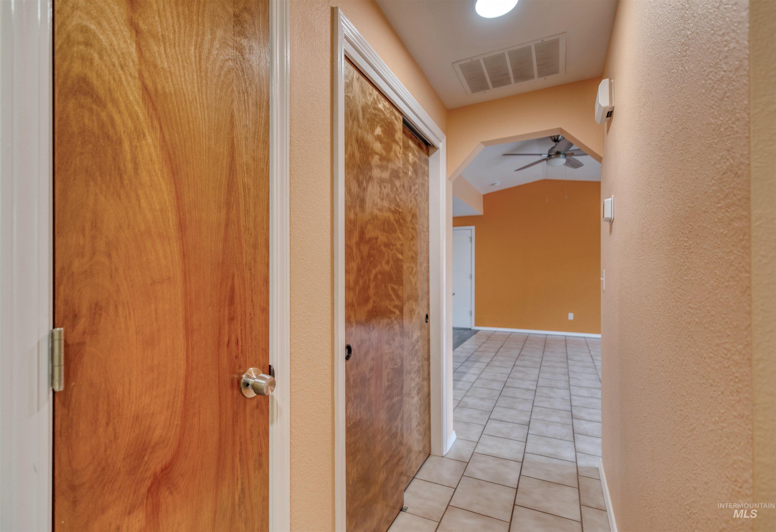 7159 W Gillis Dr, Boise, Idaho 83714, 3 Bedrooms, 1 Bathroom, Residential For Sale, Price $399,900,MLS 98971300