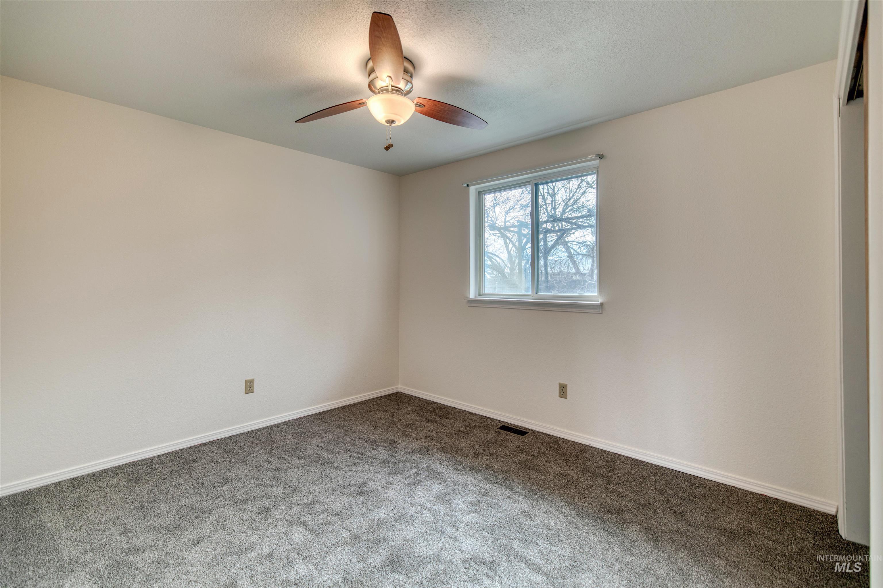 7159 W Gillis Dr, Boise, Idaho 83714, 3 Bedrooms, 1 Bathroom, Residential For Sale, Price $399,900,MLS 98971300