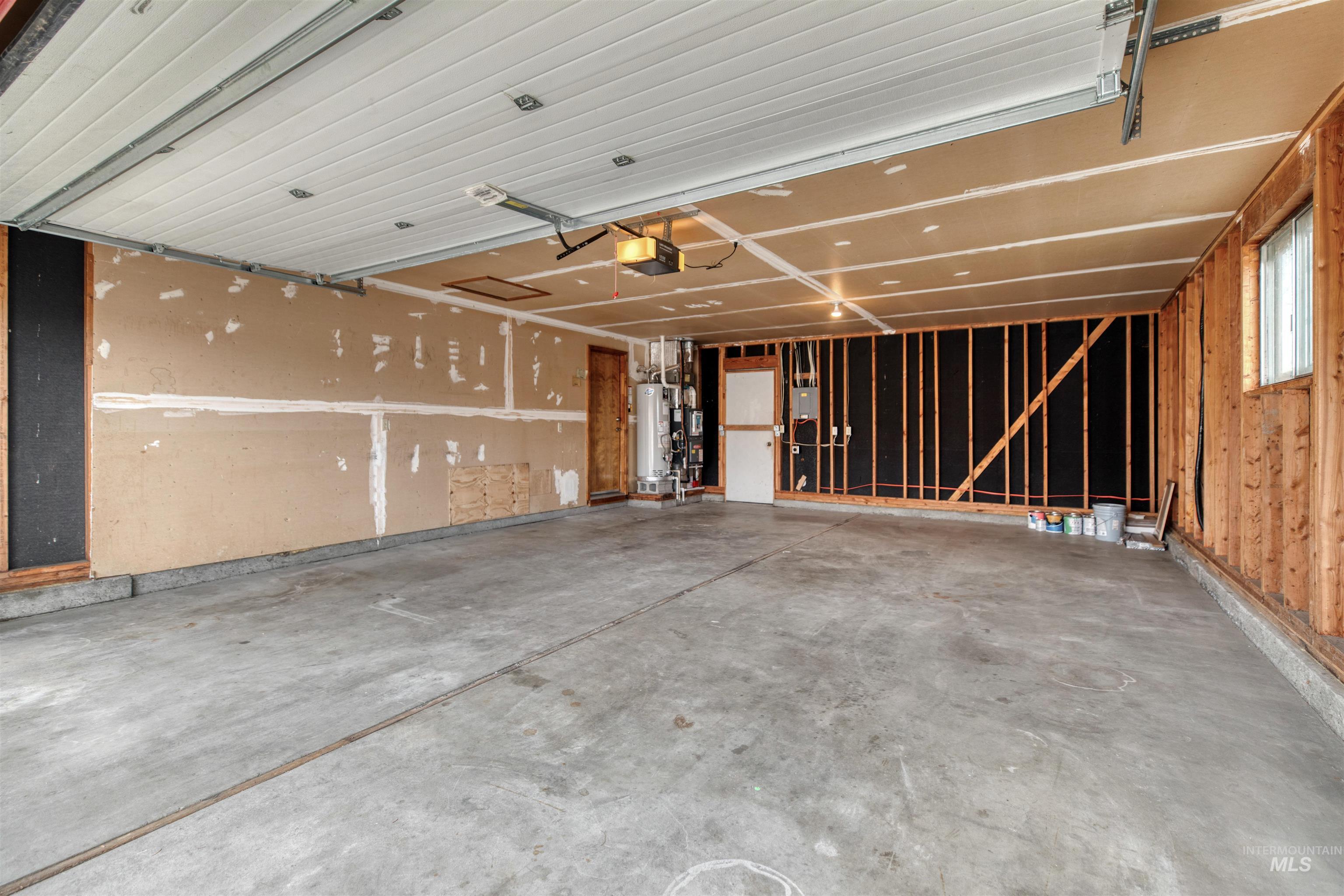 7159 W Gillis Dr, Boise, Idaho 83714, 3 Bedrooms, 1 Bathroom, Residential For Sale, Price $399,900,MLS 98971300