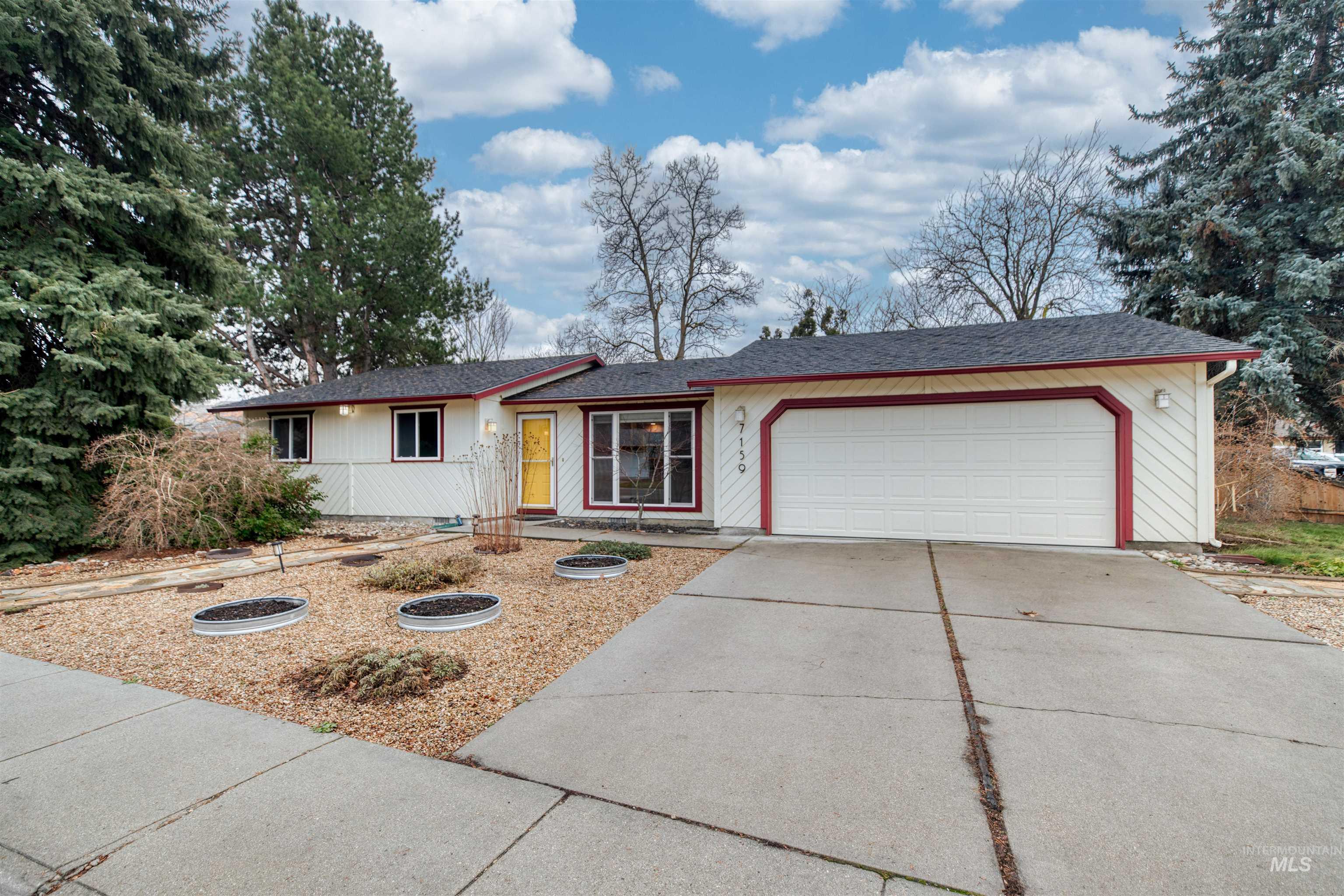7159 W Gillis Dr, Boise, Idaho 83714, 3 Bedrooms, 1 Bathroom, Residential For Sale, Price $399,900,MLS 98971300