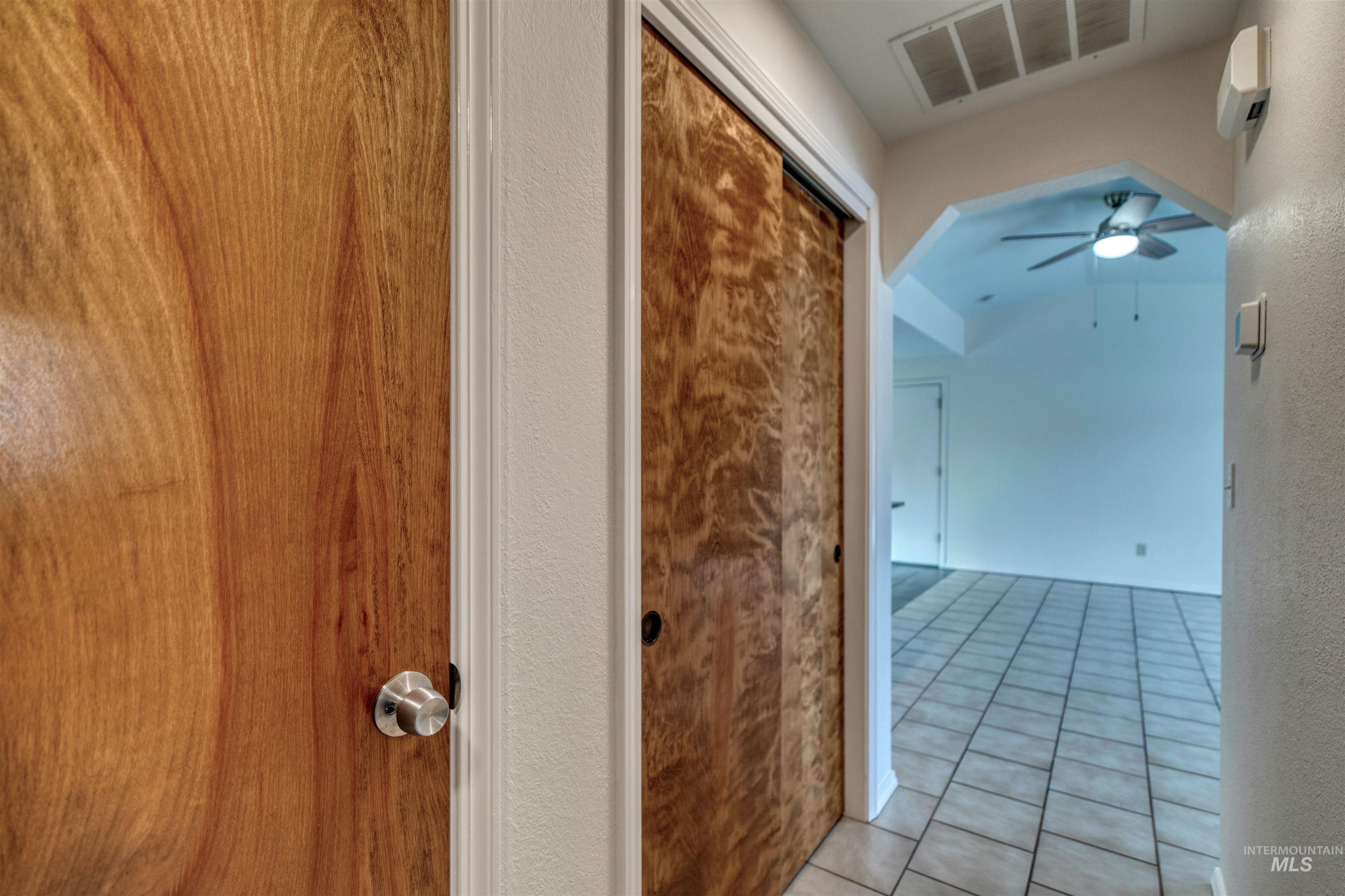 7159 W Gillis Dr, Boise, Idaho 83714, 3 Bedrooms, 1 Bathroom, Residential For Sale, Price $399,900,MLS 98971300