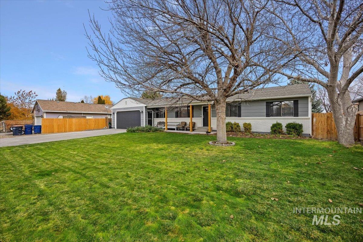 466 Carriage Ln, Twin Falls, Idaho 83301, 5 Bedrooms, 3 Bathrooms, Residential For Sale, Price $535,000, 98971302