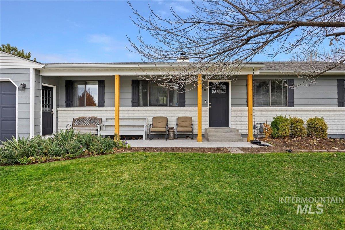 466 Carriage Ln, Twin Falls, Idaho 83301, 5 Bedrooms, 3 Bathrooms, Residential For Sale, Price $567,000,MLS 98971302