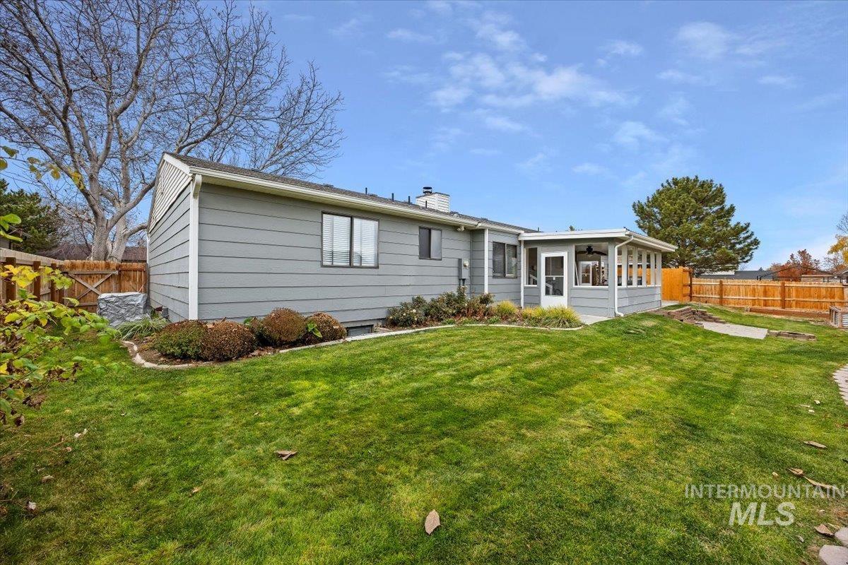 466 Carriage Ln, Twin Falls, Idaho 83301, 5 Bedrooms, 3 Bathrooms, Residential For Sale, Price $567,000,MLS 98971302