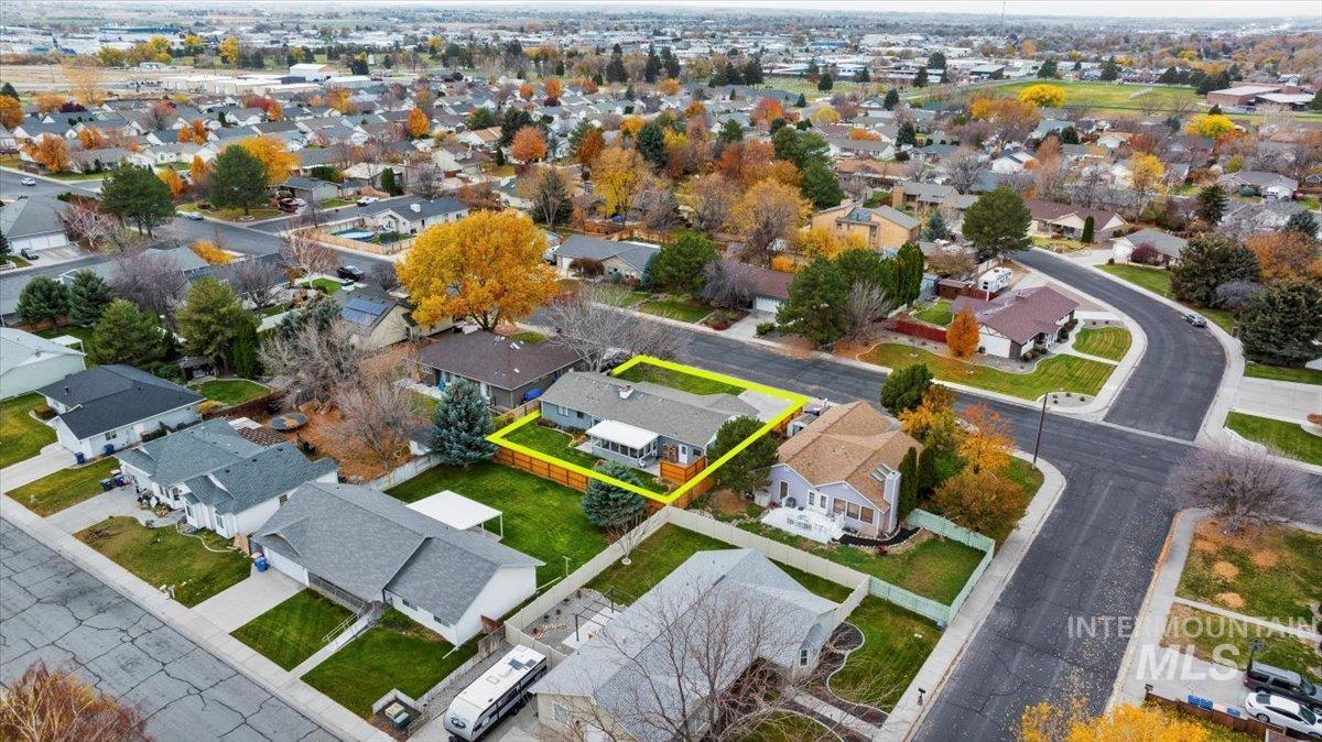 466 Carriage Ln, Twin Falls, Idaho 83301, 5 Bedrooms, 3 Bathrooms, Residential For Sale, Price $567,000,MLS 98971302