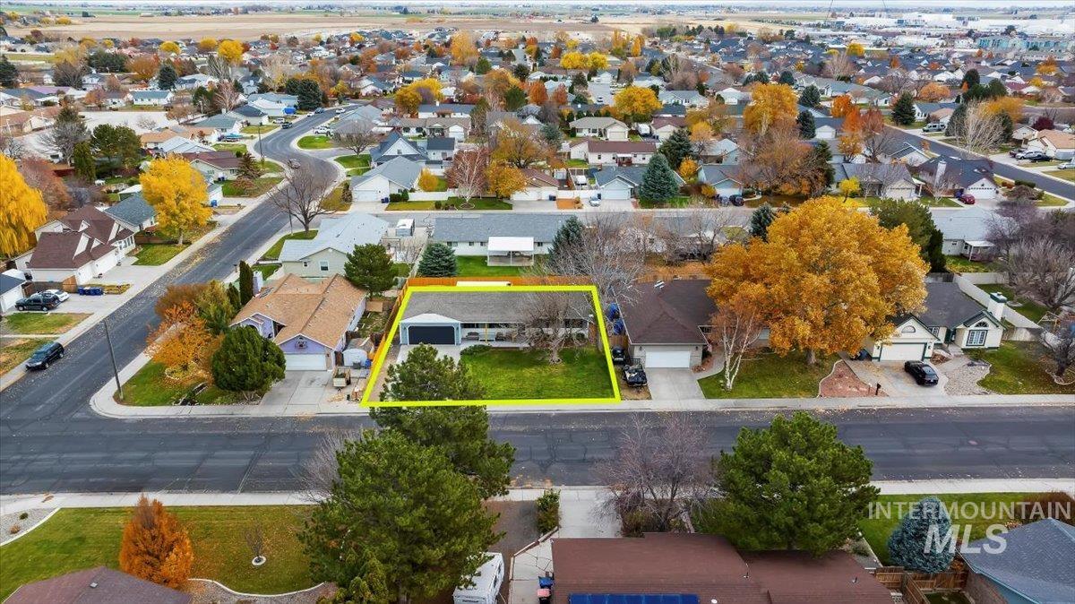 466 Carriage Ln, Twin Falls, Idaho 83301, 5 Bedrooms, 3 Bathrooms, Residential For Sale, Price $567,000,MLS 98971302