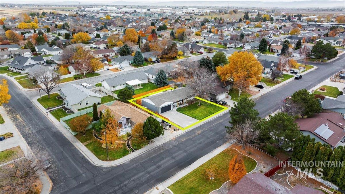 466 Carriage Ln, Twin Falls, Idaho 83301, 5 Bedrooms, 3 Bathrooms, Residential For Sale, Price $567,000,MLS 98971302