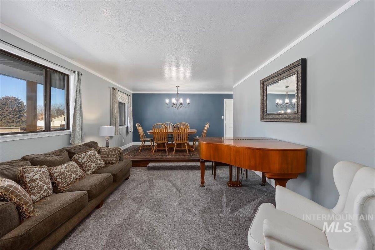 466 Carriage Ln, Twin Falls, Idaho 83301, 5 Bedrooms, 3 Bathrooms, Residential For Sale, Price $567,000,MLS 98971302