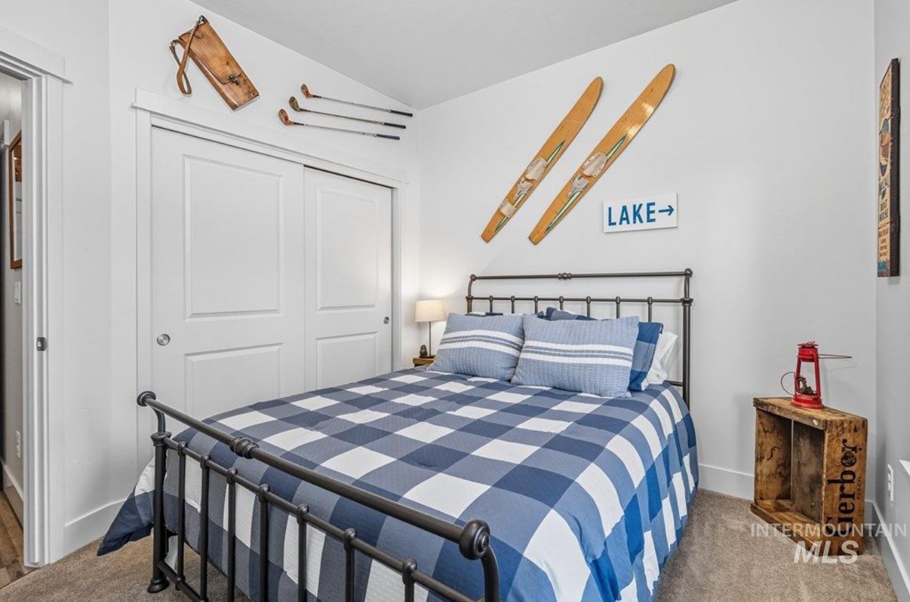 211 Broken Pine Lane, McCall, Idaho 83638, 3 Bedrooms, 3 Bathrooms, Residential For Sale, Price $549,900,MLS 98971303