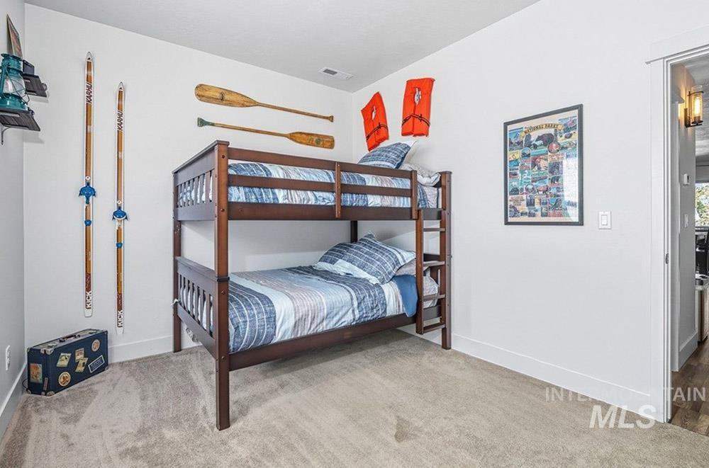 211 Broken Pine Lane, McCall, Idaho 83638, 3 Bedrooms, 3 Bathrooms, Residential For Sale, Price $549,900,MLS 98971303