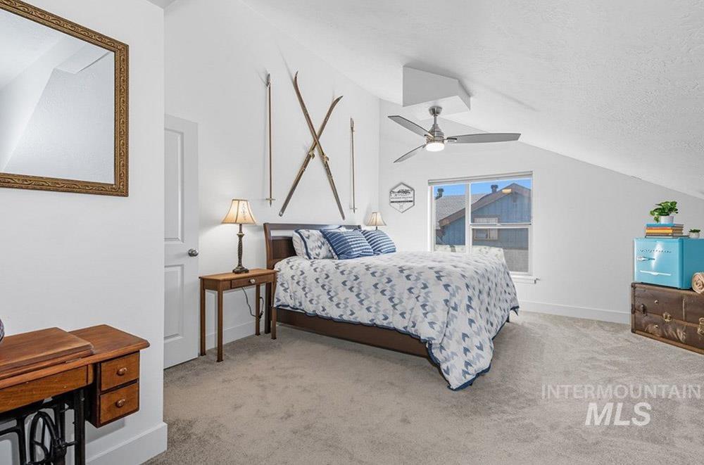 211 Broken Pine Lane, McCall, Idaho 83638, 3 Bedrooms, 3 Bathrooms, Residential For Sale, Price $549,900,MLS 98971303