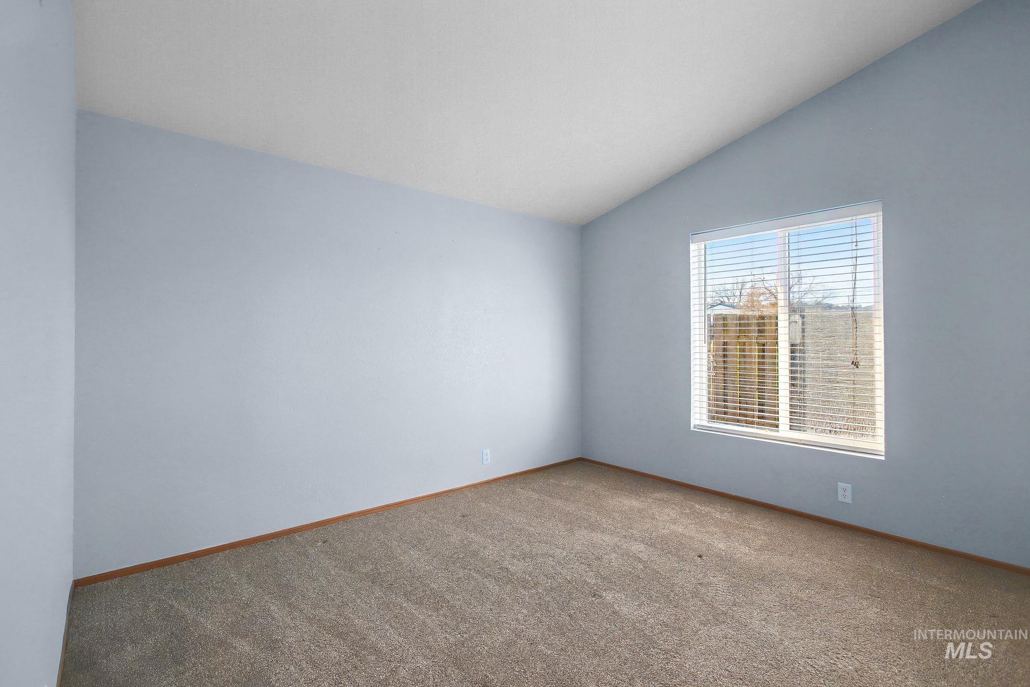 1430 Chestnut St, Clarkston, Washington 99403, 3 Bedrooms, 2 Bathrooms, Residential For Sale, Price $129,900,MLS 98971304