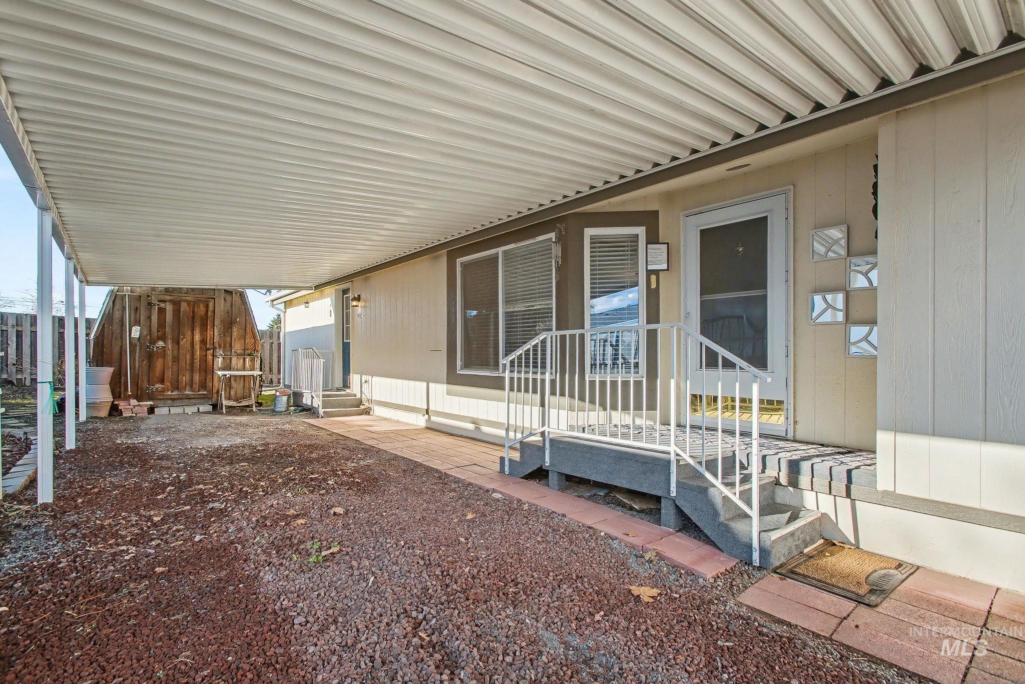 1430 Chestnut St, Clarkston, Washington 99403, 3 Bedrooms, 2 Bathrooms, Residential For Sale, Price $129,900,MLS 98971304