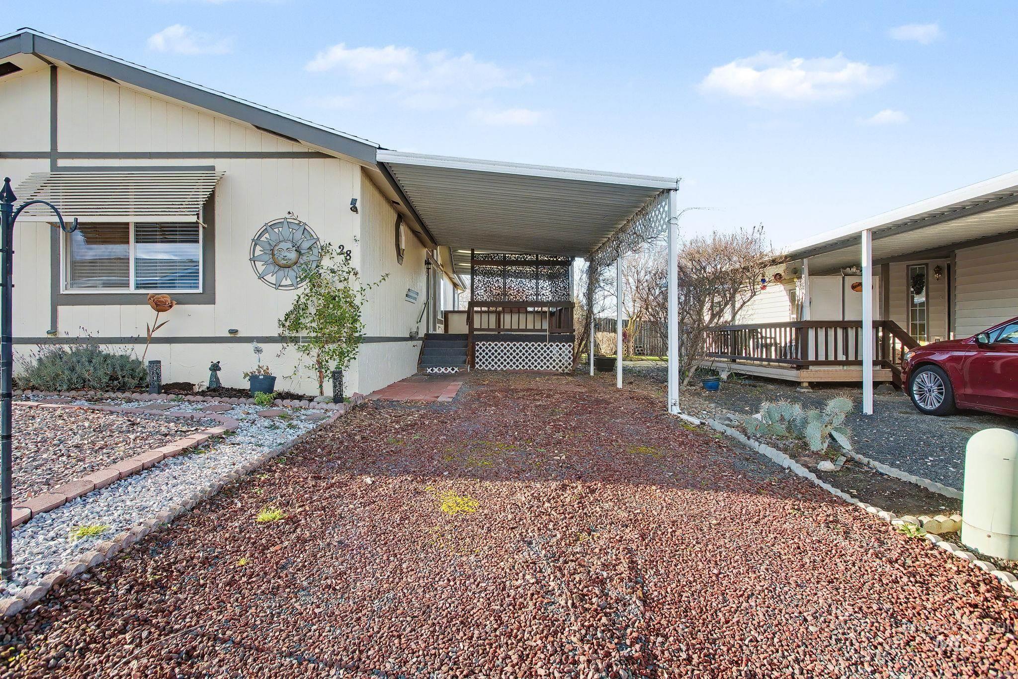 1430 Chestnut St, Clarkston, Washington 99403, 3 Bedrooms, 2 Bathrooms, Residential For Sale, Price $129,900,MLS 98971304