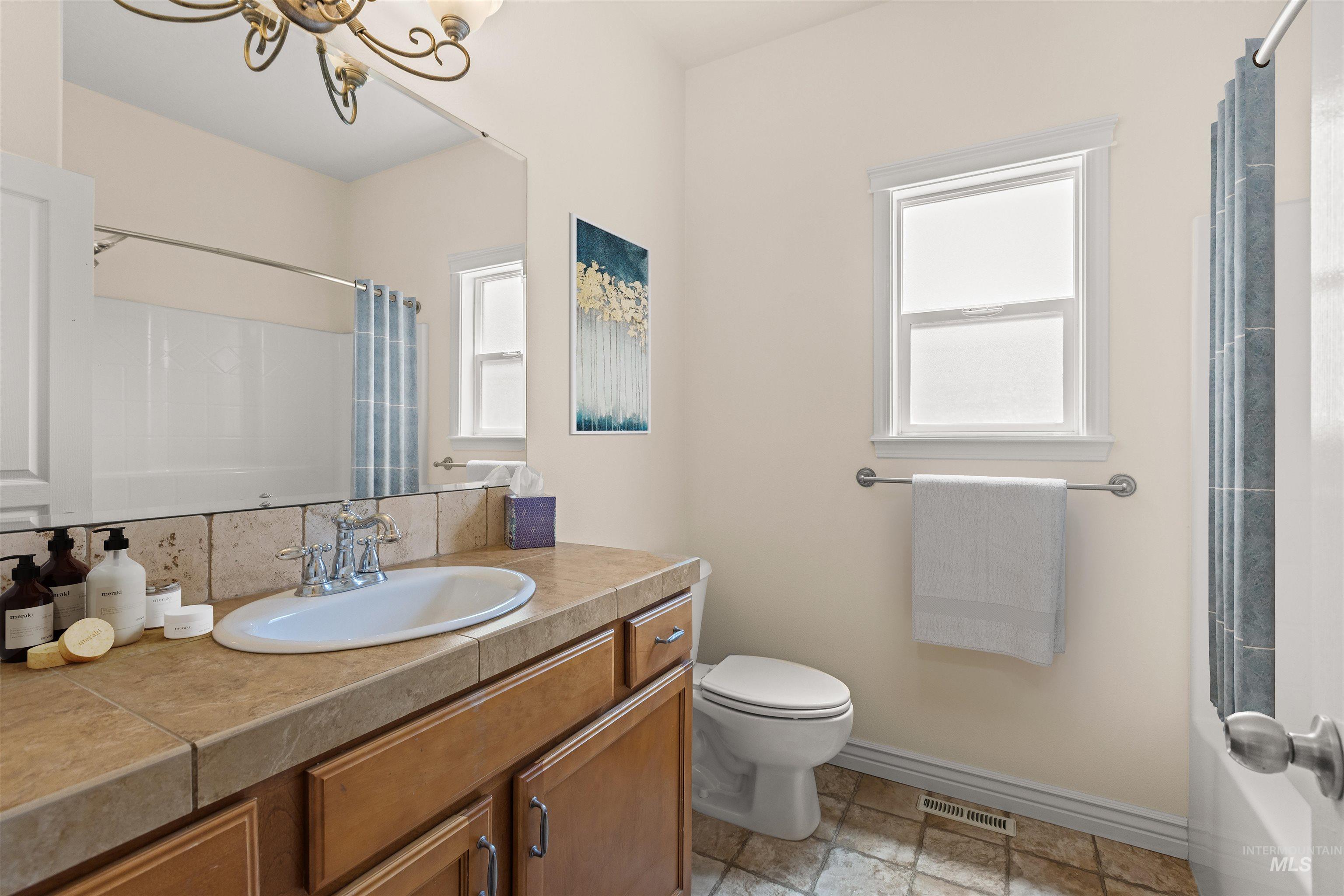 3827 S Lamone Way, Meridian, Florida 83642, 4 Bedrooms, 2.5 Bathrooms, Residential For Sale, Price $620,000,MLS 98971305