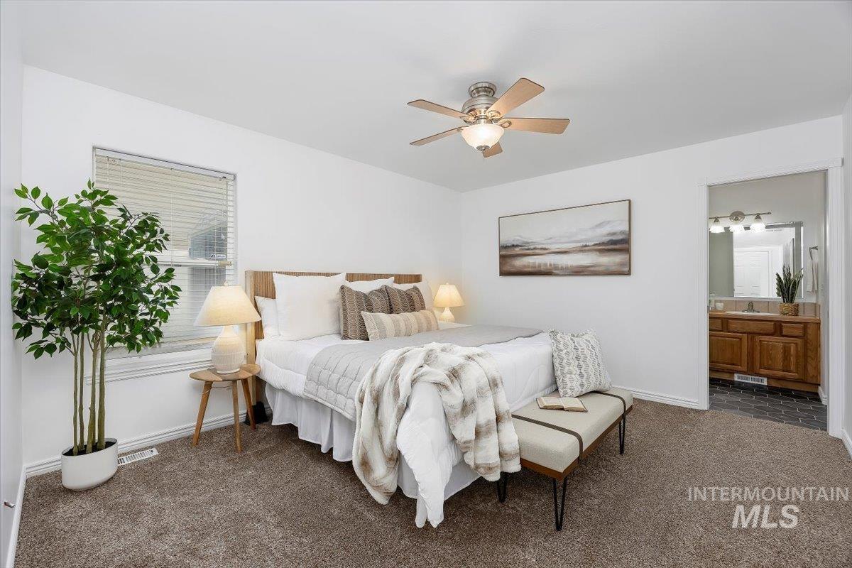 971 Caswell Ave W, Twin Falls, Idaho 83301, 3 Bedrooms, 2 Bathrooms, Residential For Sale, Price $349,900,MLS 98971307