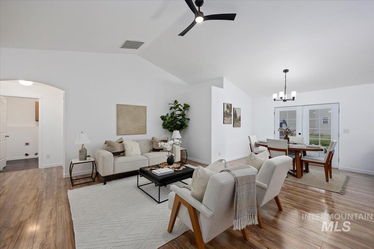 971 Caswell Ave W, Twin Falls, Idaho 83301, 3 Bedrooms, 2 Bathrooms, Residential For Sale, Price $349,900,MLS 98971307