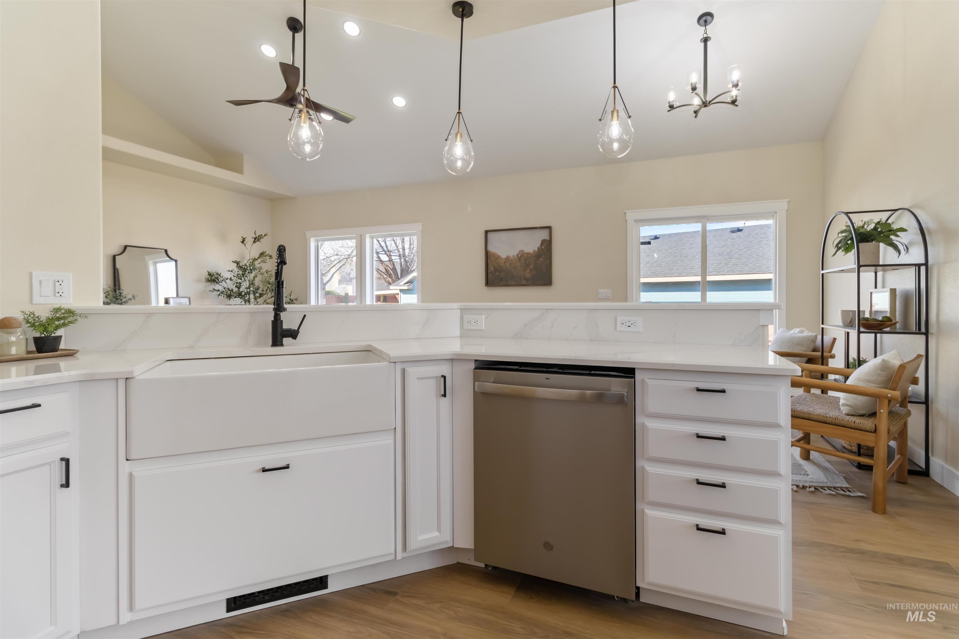 3201 Raintree, Nampa, Idaho 83686, 5 Bedrooms, 3 Bathrooms, Residential For Sale, Price $660,000,MLS 98971308