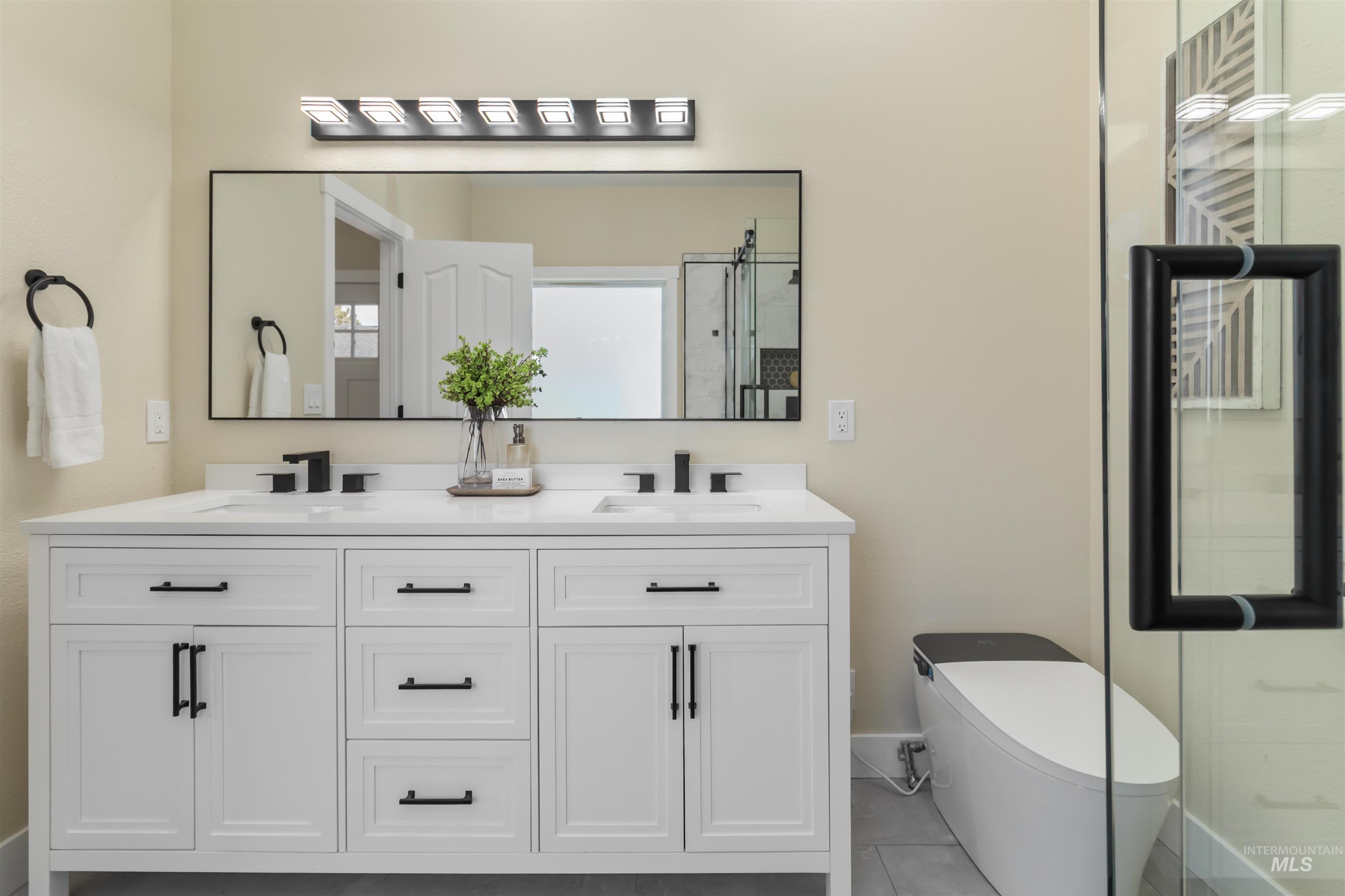 3201 Raintree, Nampa, Idaho 83686, 5 Bedrooms, 3 Bathrooms, Residential For Sale, Price $699,900,MLS 98971308