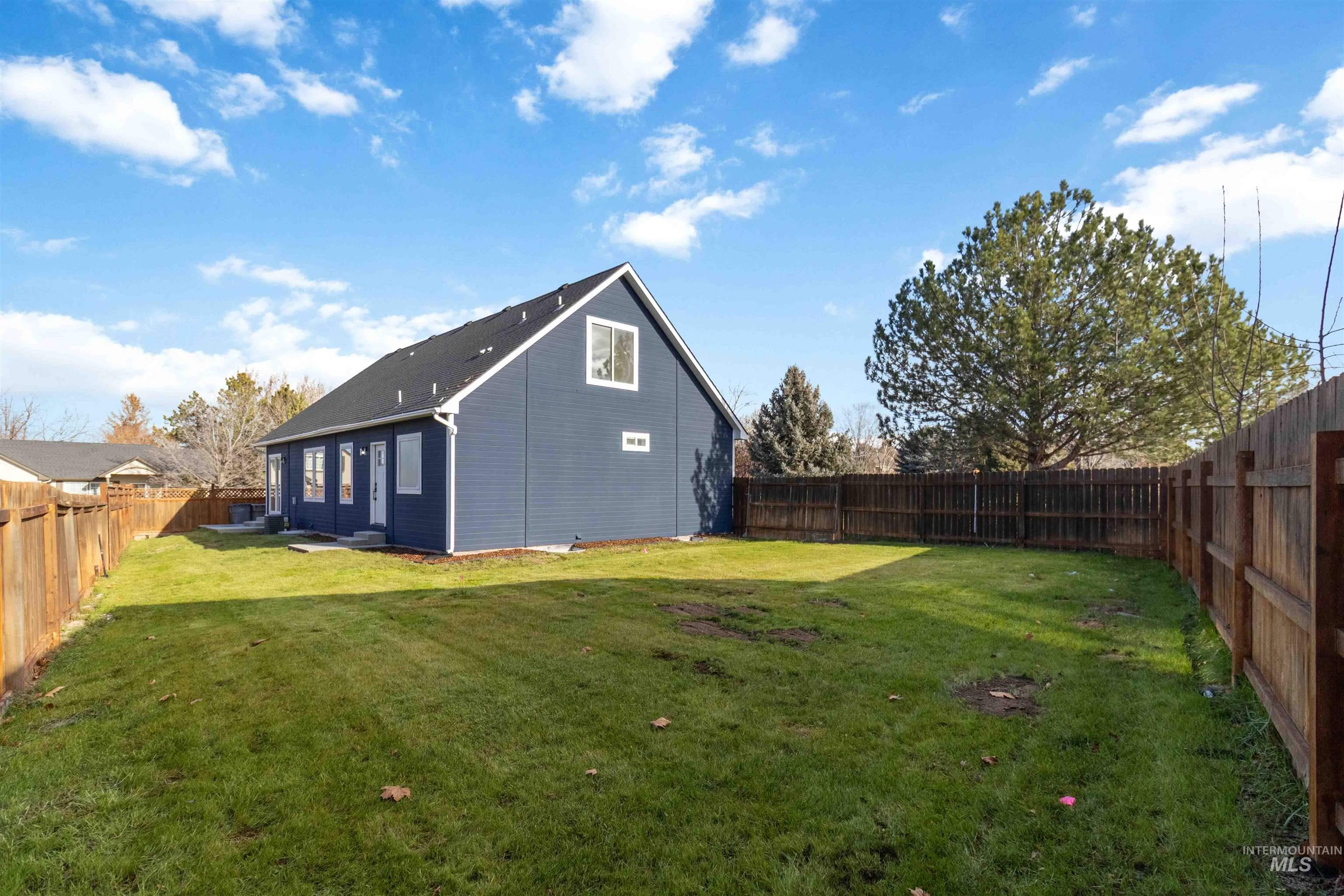 3201 Raintree, Nampa, Idaho 83686, 5 Bedrooms, 3 Bathrooms, Residential For Sale, Price $720,000,MLS 98971308