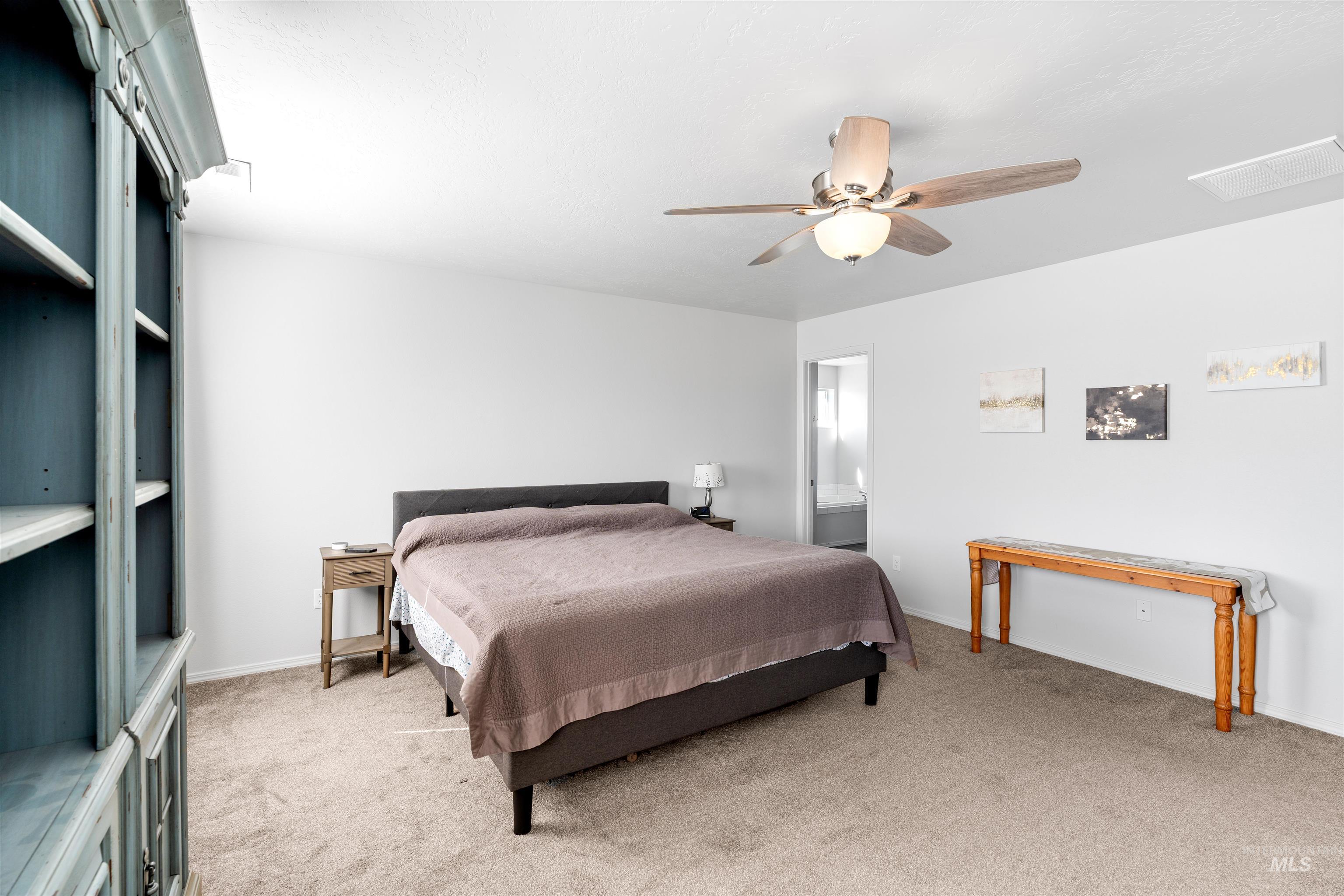 12731 Sondra St, Caldwell, Idaho 83607, 5 Bedrooms, 2.5 Bathrooms, Residential For Sale, Price $499,900,MLS 98971311