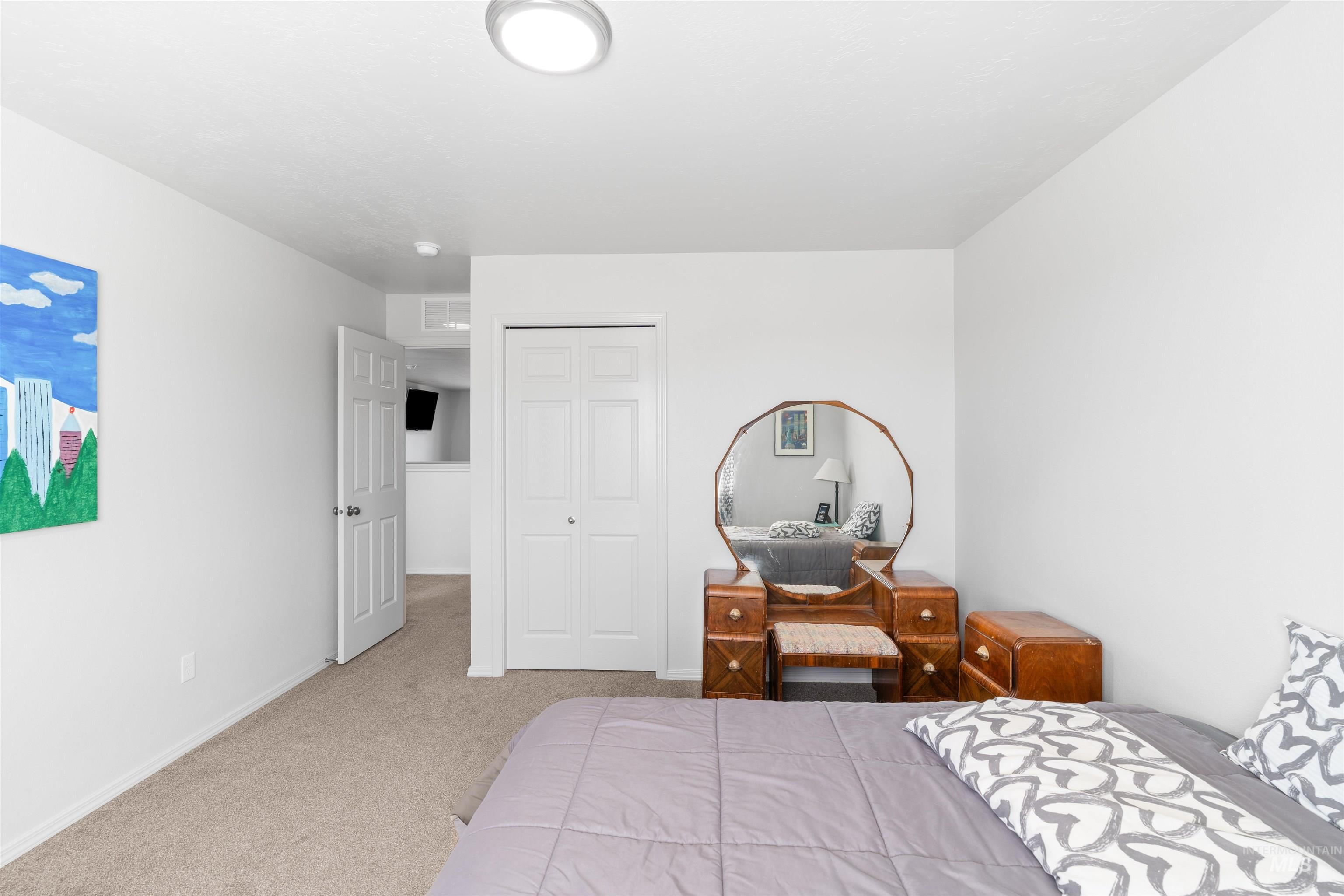 12731 Sondra St, Caldwell, Idaho 83607, 5 Bedrooms, 2.5 Bathrooms, Residential For Sale, Price $499,900,MLS 98971311