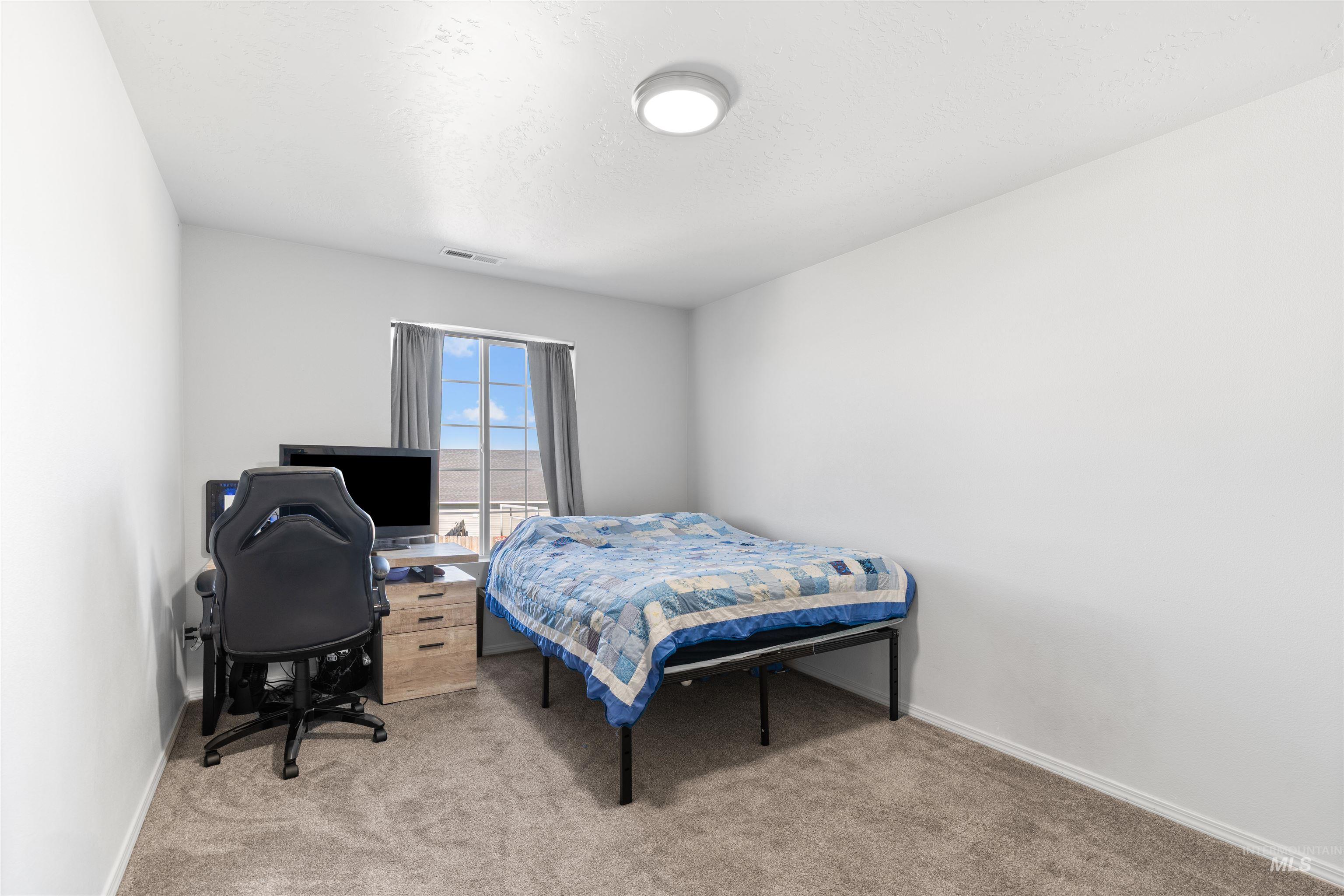 12731 Sondra St, Caldwell, Idaho 83607, 5 Bedrooms, 2.5 Bathrooms, Residential For Sale, Price $499,900,MLS 98971311