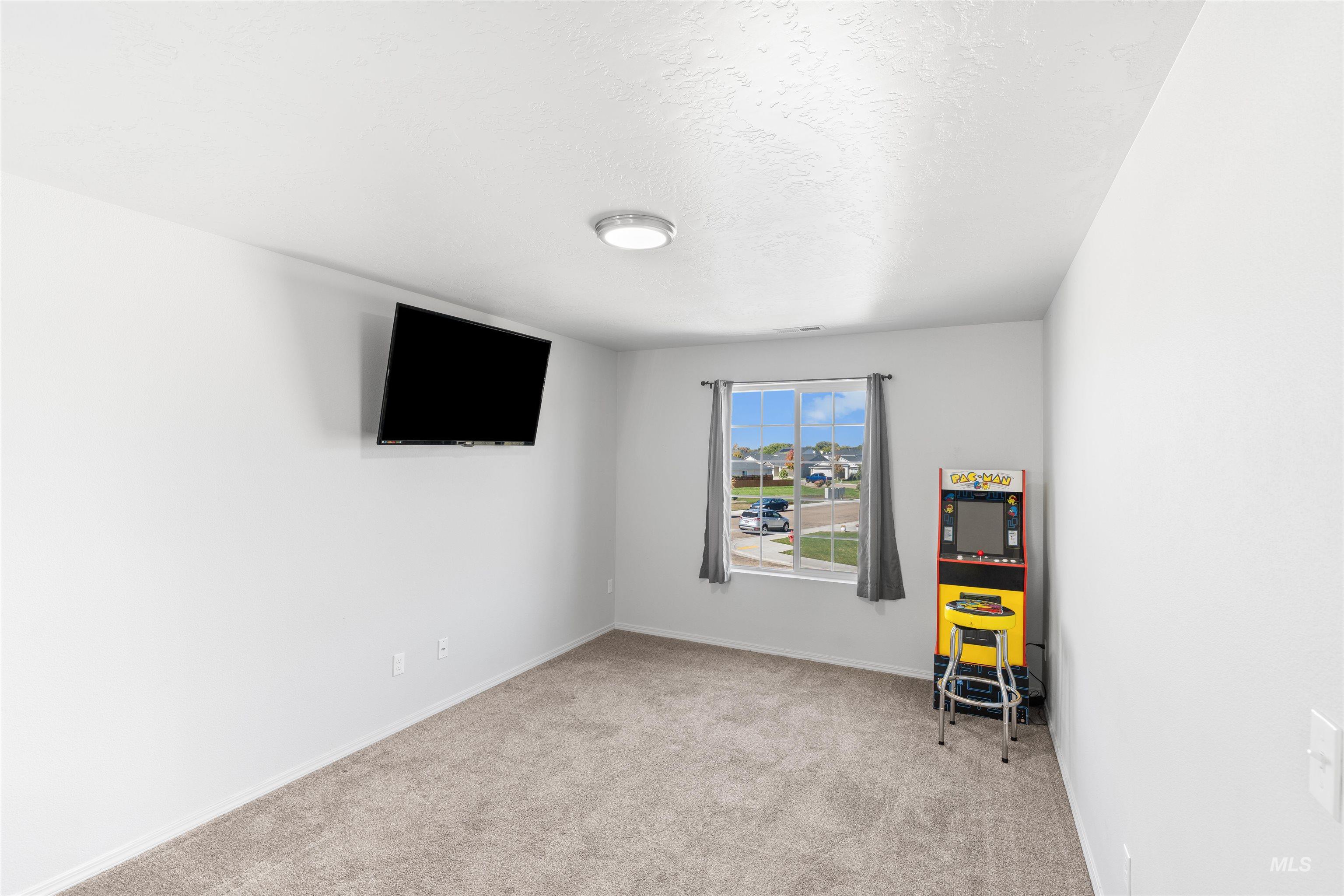 12731 Sondra St, Caldwell, Idaho 83607, 5 Bedrooms, 2.5 Bathrooms, Residential For Sale, Price $499,900,MLS 98971311