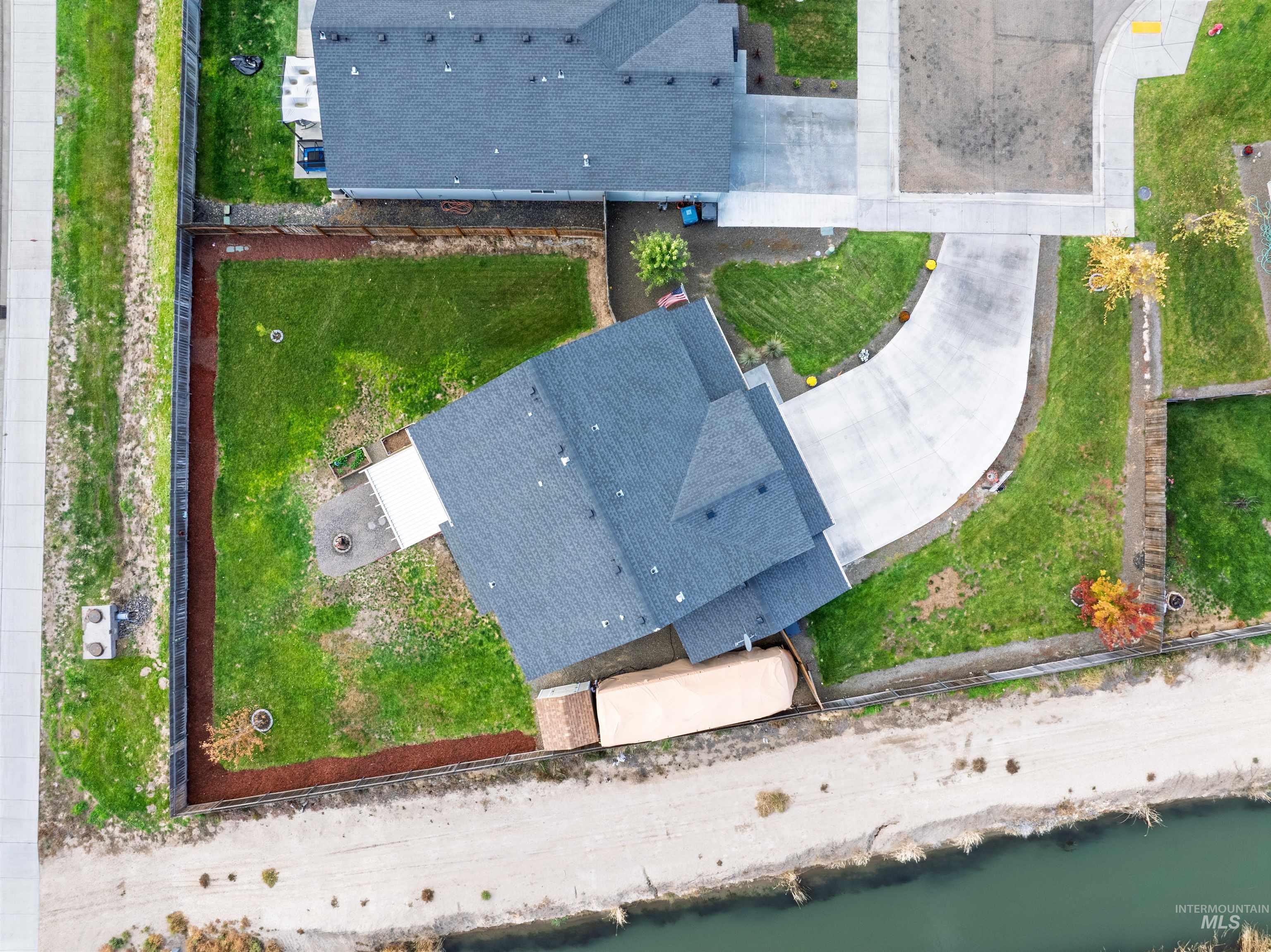 12731 Sondra St, Caldwell, Idaho 83607, 5 Bedrooms, 2.5 Bathrooms, Residential For Sale, Price $499,900,MLS 98971311